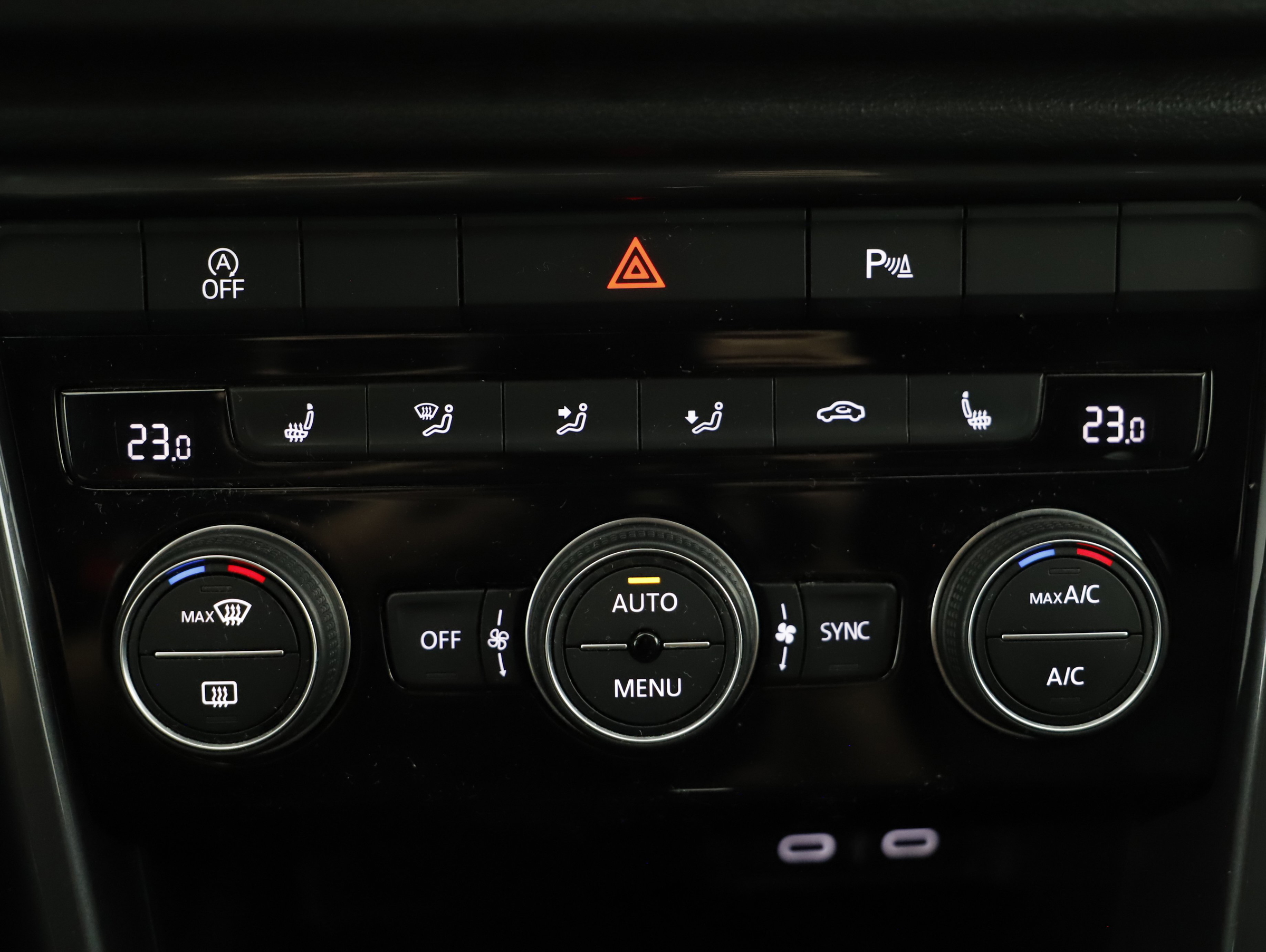 VW T-Roc 2.0 TDI 4Motion Sport | Bild 23 von 29