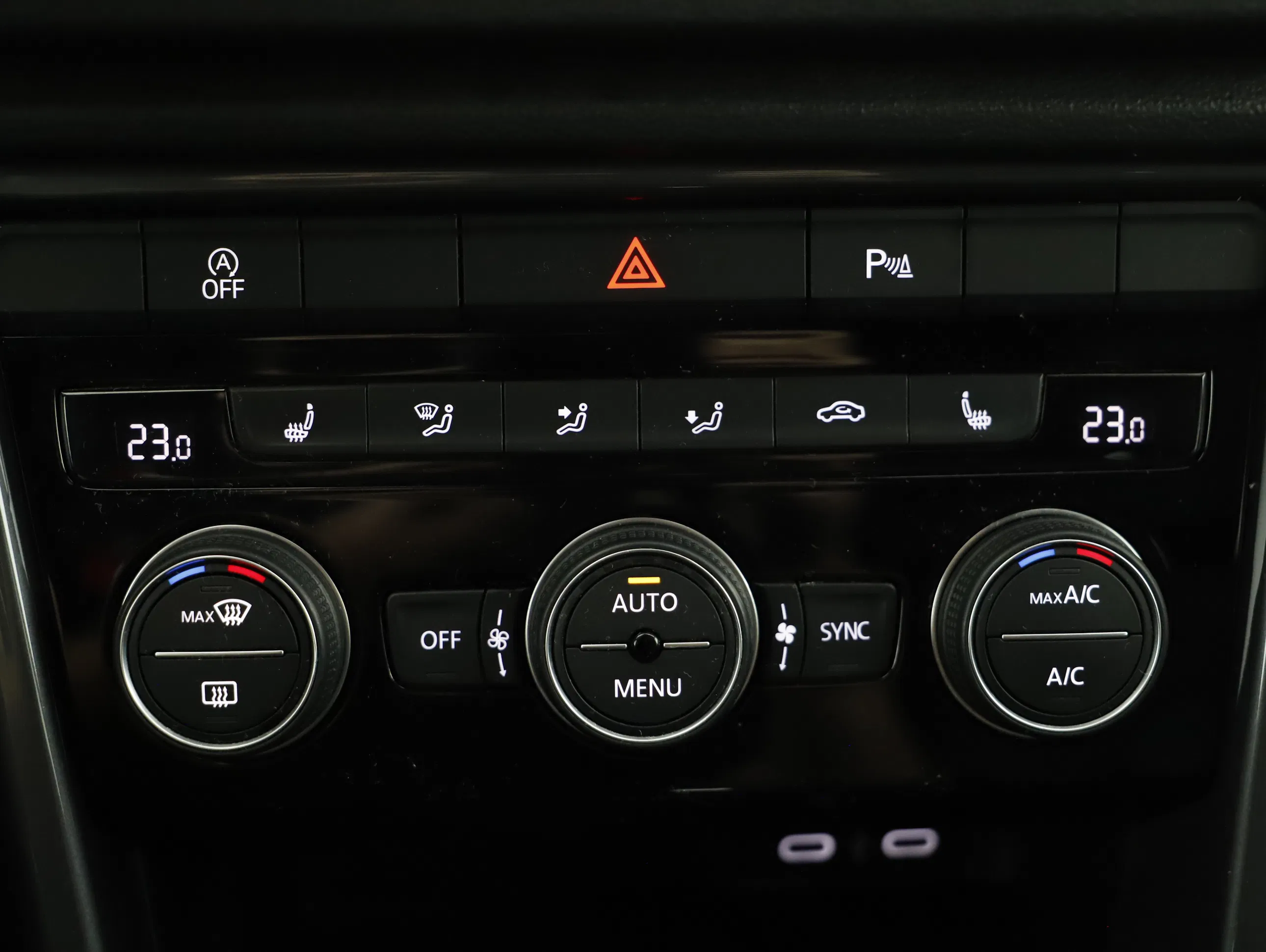 VW T-Roc 2.0 TDI 4Motion Sport | Bild 23 von 29