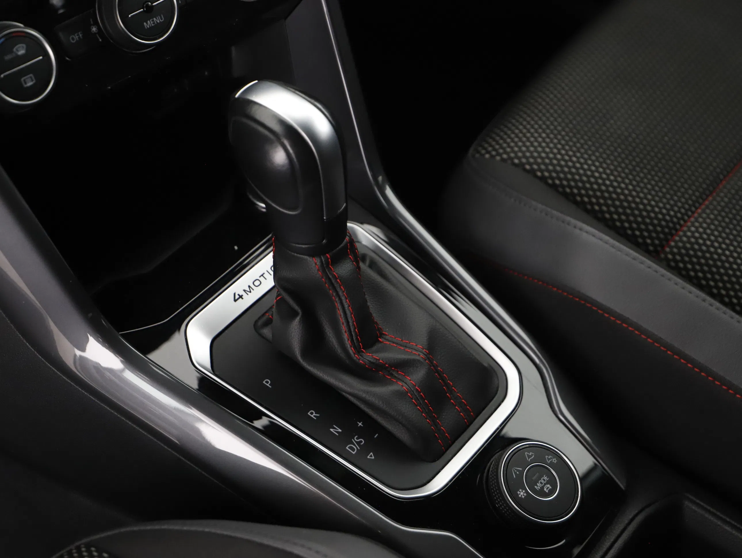 VW T-Roc 2.0 TDI 4Motion Sport | Bild 24 von 29