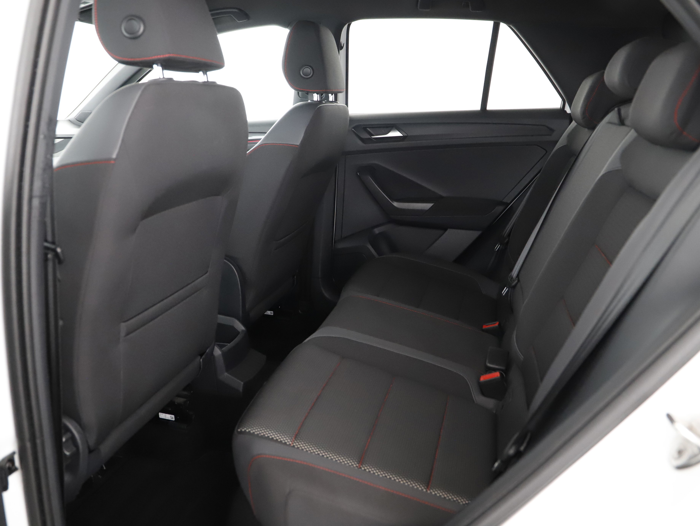 VW T-Roc 2.0 TDI 4Motion Sport | Bild 25 von 29