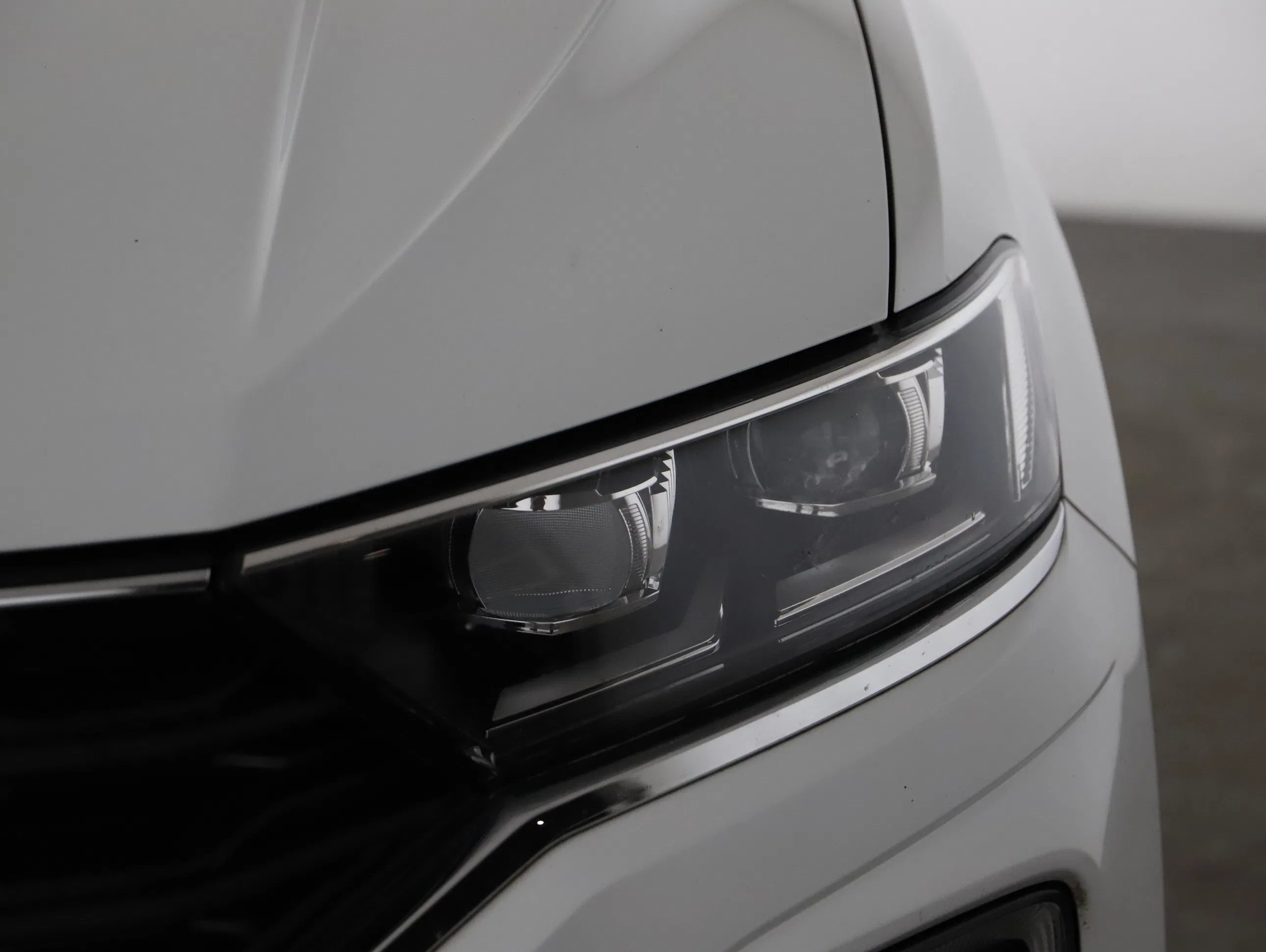 VW T-Roc 2.0 TDI 4Motion Sport | Bild 27 von 29