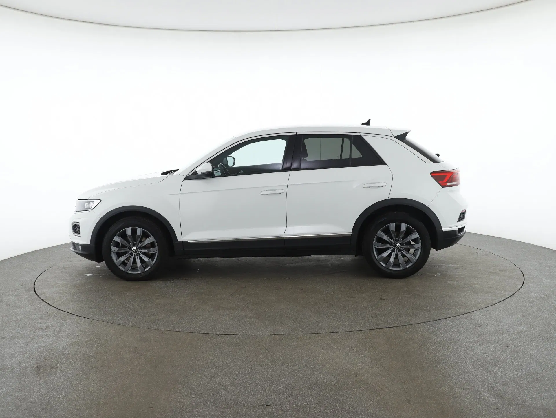 VW T-Roc 2.0 TDI 4Motion Sport | Bild 9 von 29