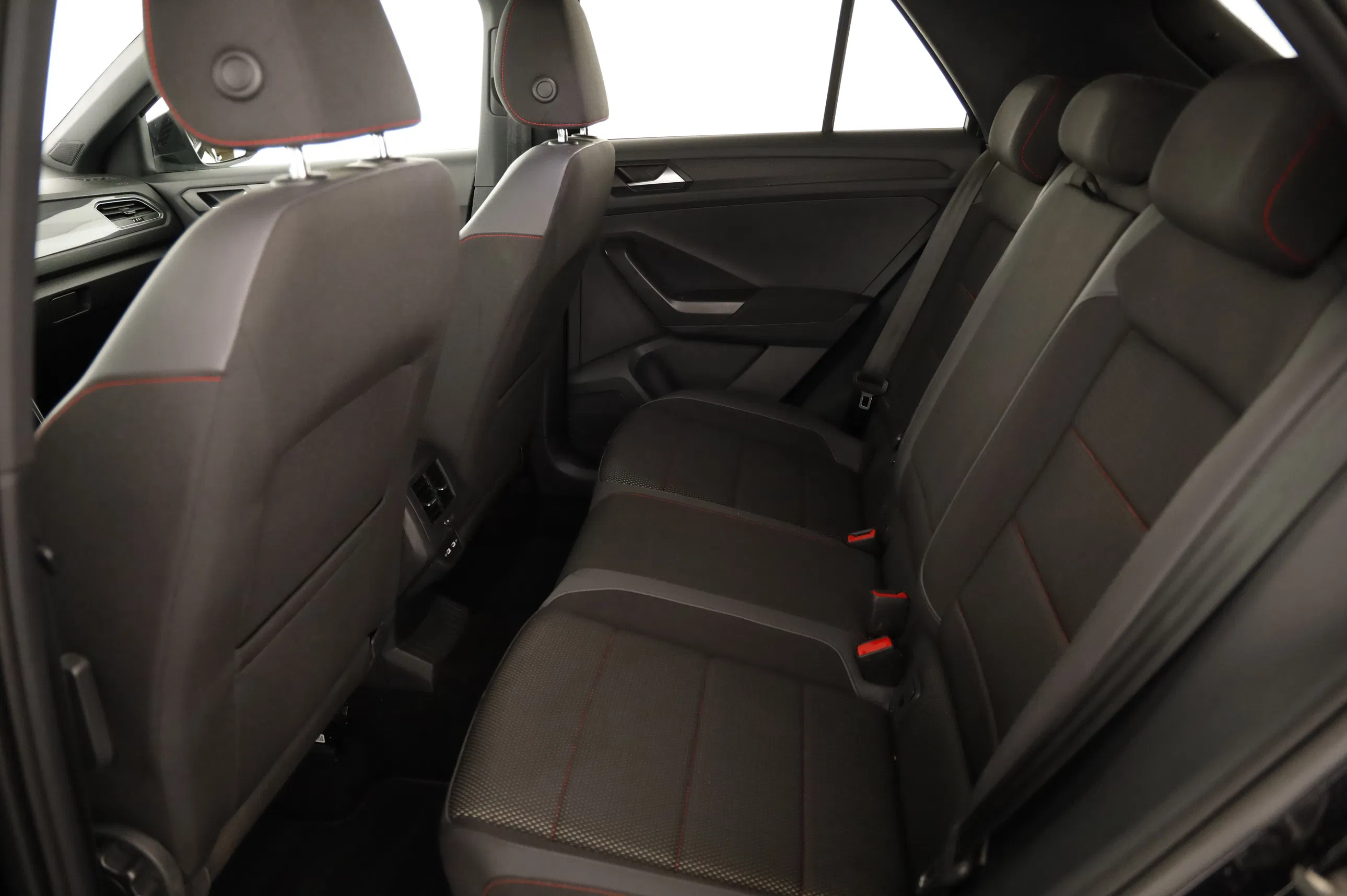 VW T-Roc 1.5 TSI ACT Sport | Bild 20 von 31