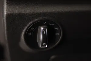 VW T-Roc 1.5 TSI ACT Sport | Thumbnail 8 von 31