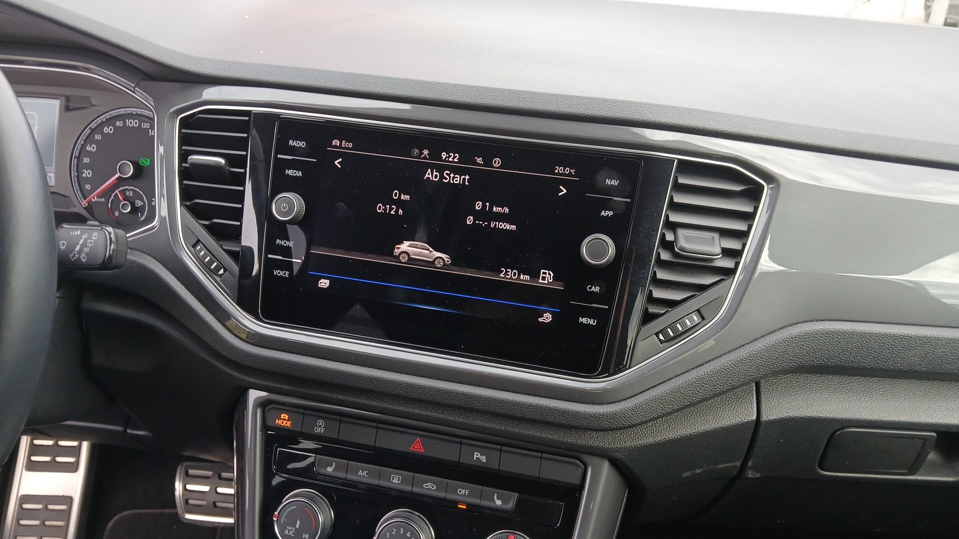 VW T-Roc 1.5 TSI ACT Sport | Bild 16 von 22