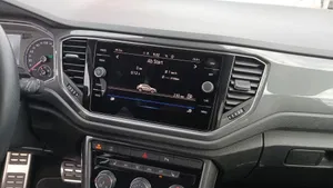 VW T-Roc 1.5 TSI ACT Sport | Thumbnail 16 von 22