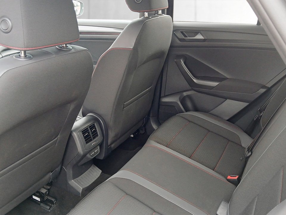VW T-Roc 1.5 TSI ACT Sport | Bild 18 von 22