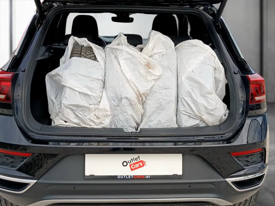 VW T-Roc 1.5 TSI ACT Sport | Bild 20 von 22