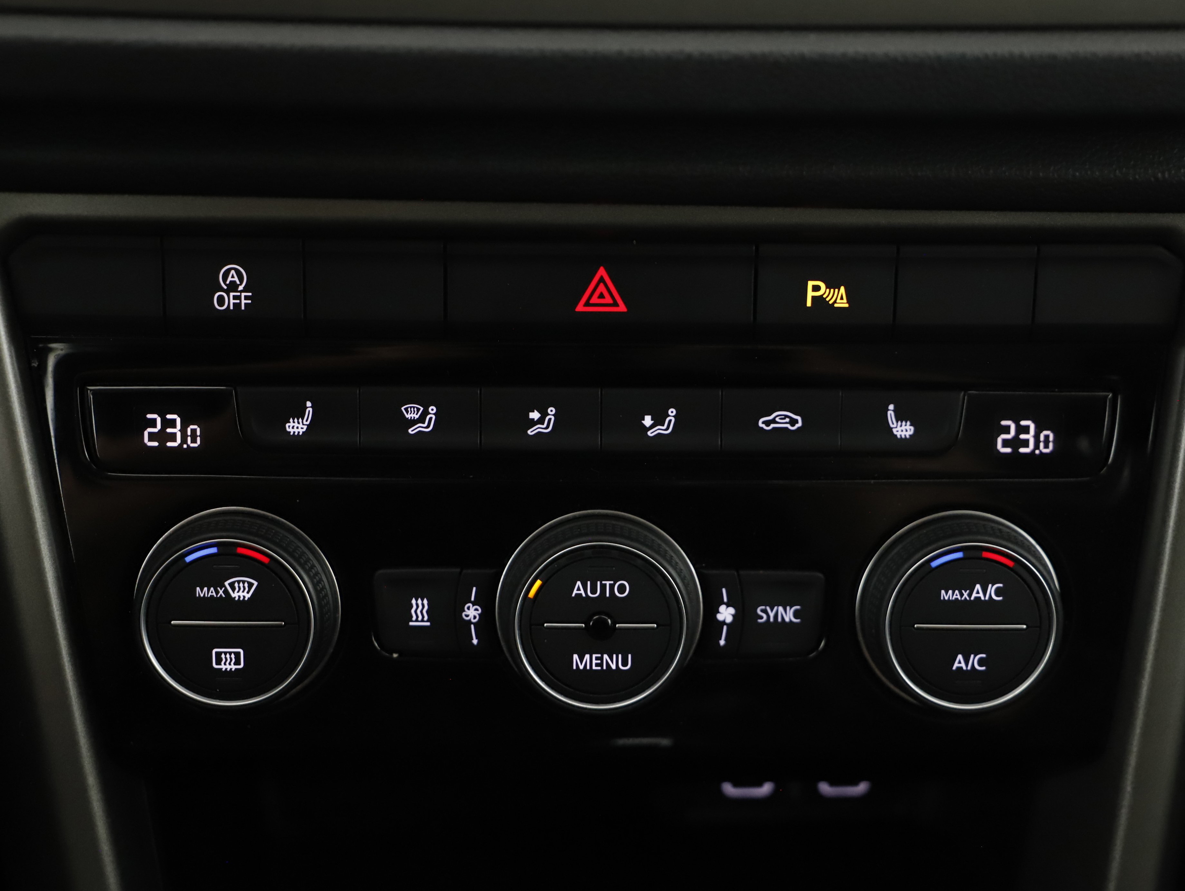 VW T-Roc 2.0 TDI 4Motion Design | Bild 13 von 20