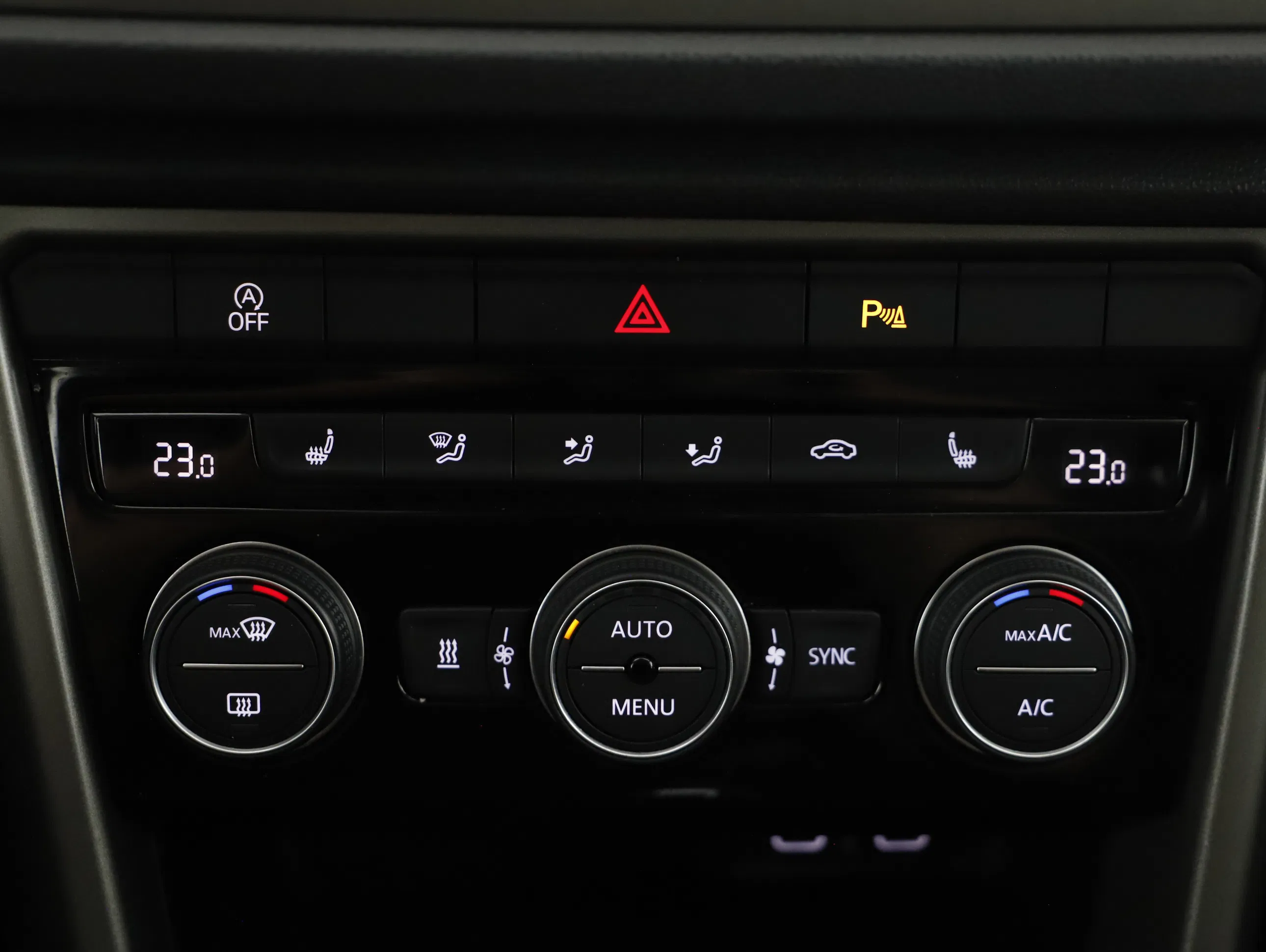 VW T-Roc 2.0 TDI 4Motion Design | Bild 13 von 20