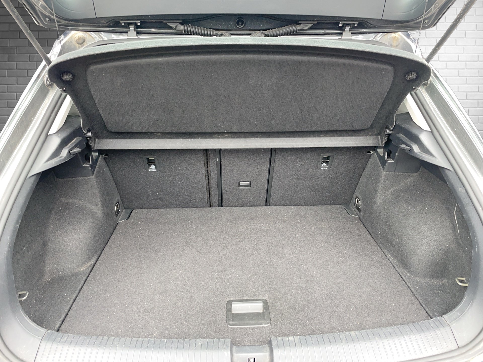 VW T-Roc 1.5 TSI Style DSG | Bild 6 von 18