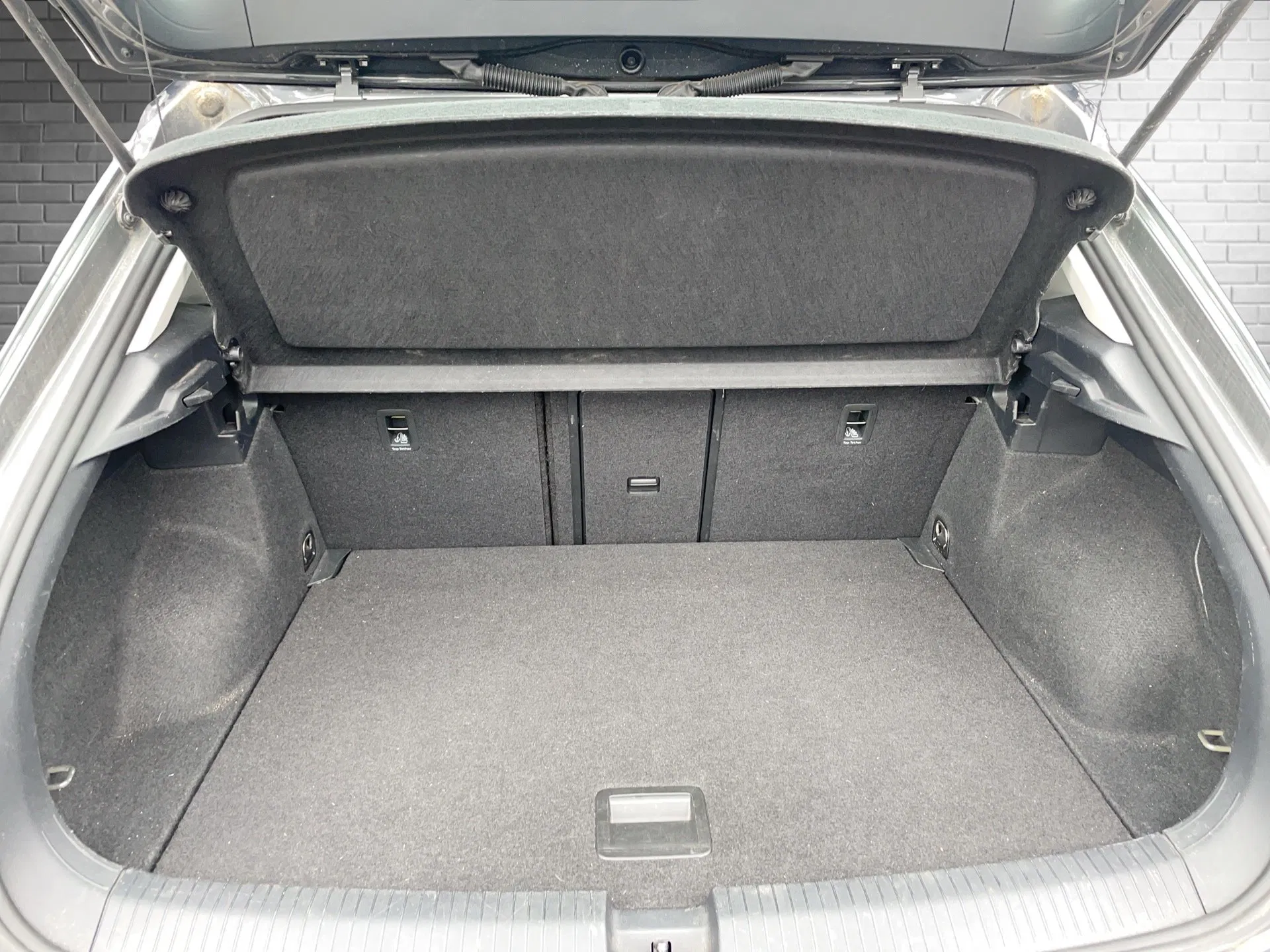 VW T-Roc 1.5 TSI Style DSG | Bild 6 von 18