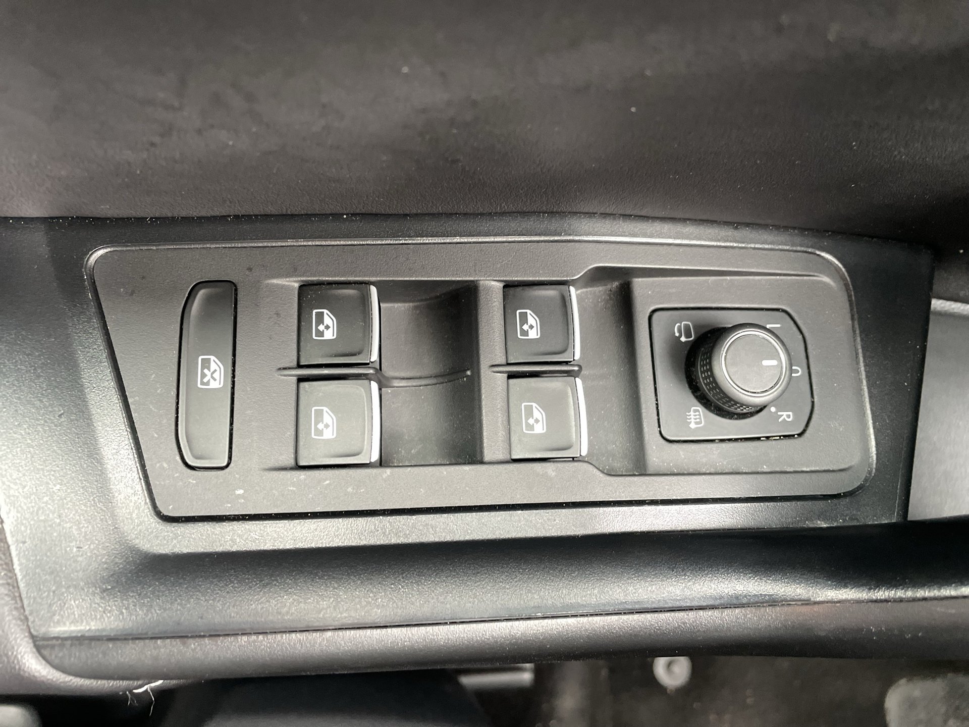 VW T-Roc 1.5 TSI Style DSG | Bild 7 von 18