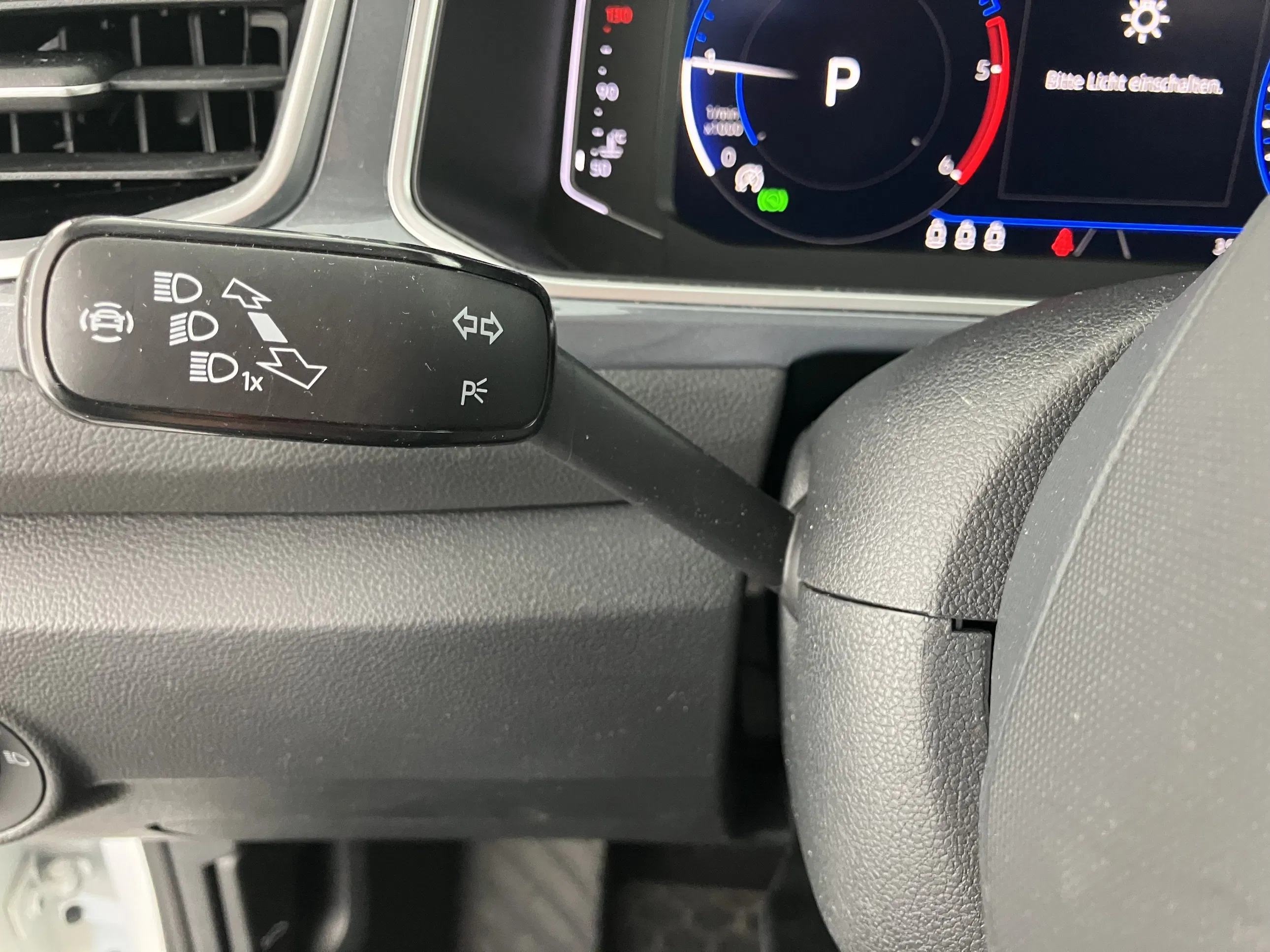 VW T-Roc 2.0 TDI 4Motion Style | Bild 30 von 31