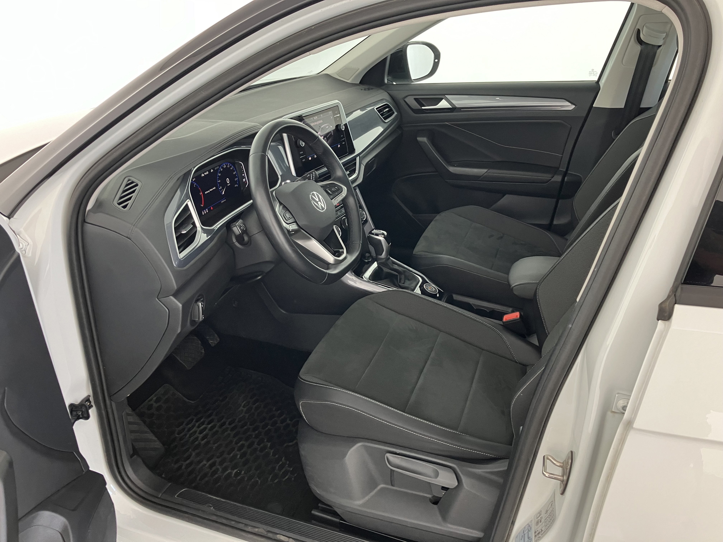 VW T-Roc 2.0 TDI 4Motion Style | Bild 6 von 31