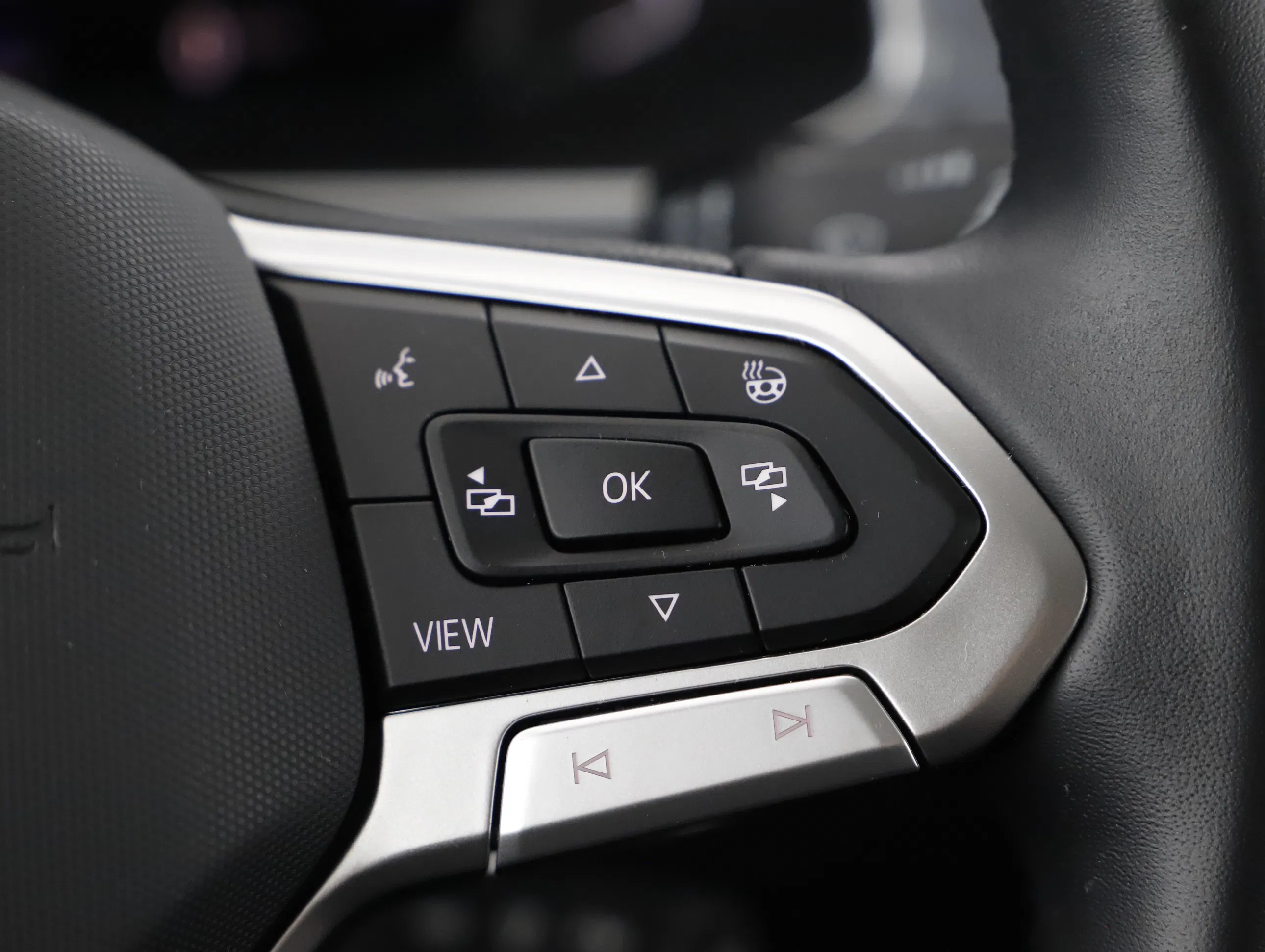 VW T-Roc 1.0 TSI Style | Bild 20 von 25