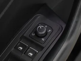 VW T-Roc R-Line TDI | Thumbnail 18 von 20