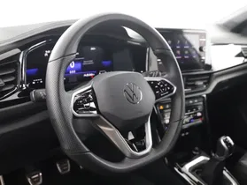 VW T-Roc R-Line TDI | Thumbnail 7 von 20