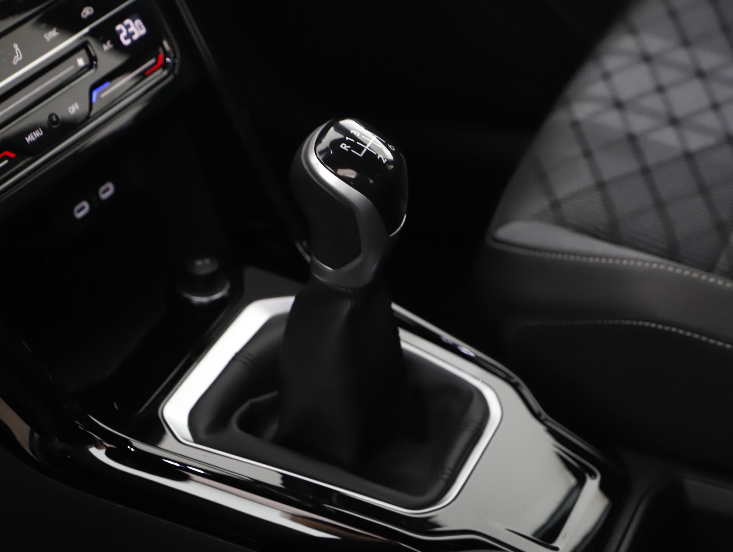 VW T-Roc R-Line TDI | Bild 8 von 20