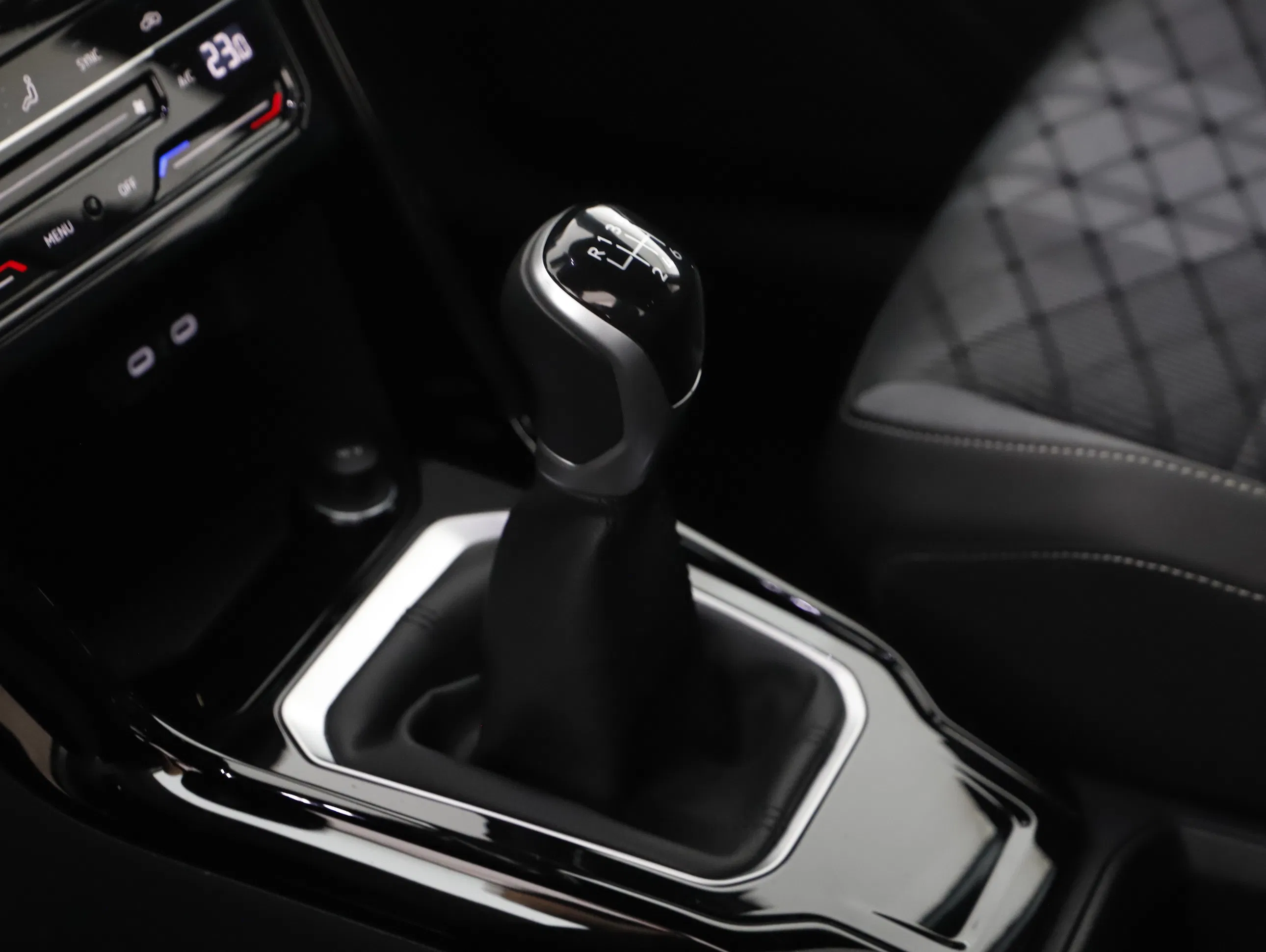 VW T-Roc R-Line TDI | Bild 8 von 20