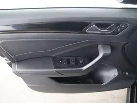 VW T-Roc 2.0 TDI 4Motion R-Line | Thumbnail 14 von 22
