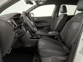 VW T-Cross 1.0 TSI 85 kW R-Line | Thumbnail 13 von 30