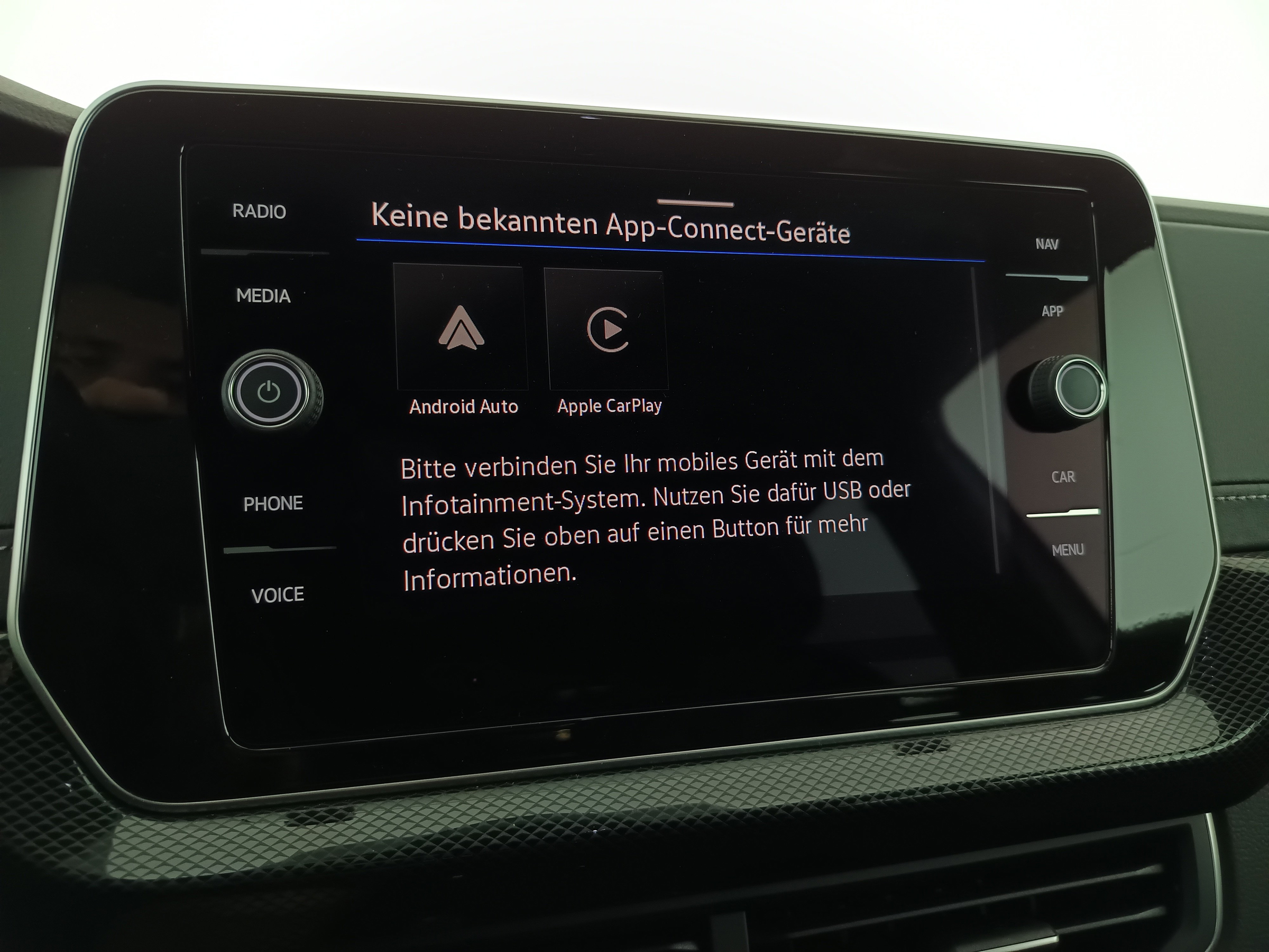 VW T-Cross 1.0 TSI 85 kW R-Line | Bild 22 von 30