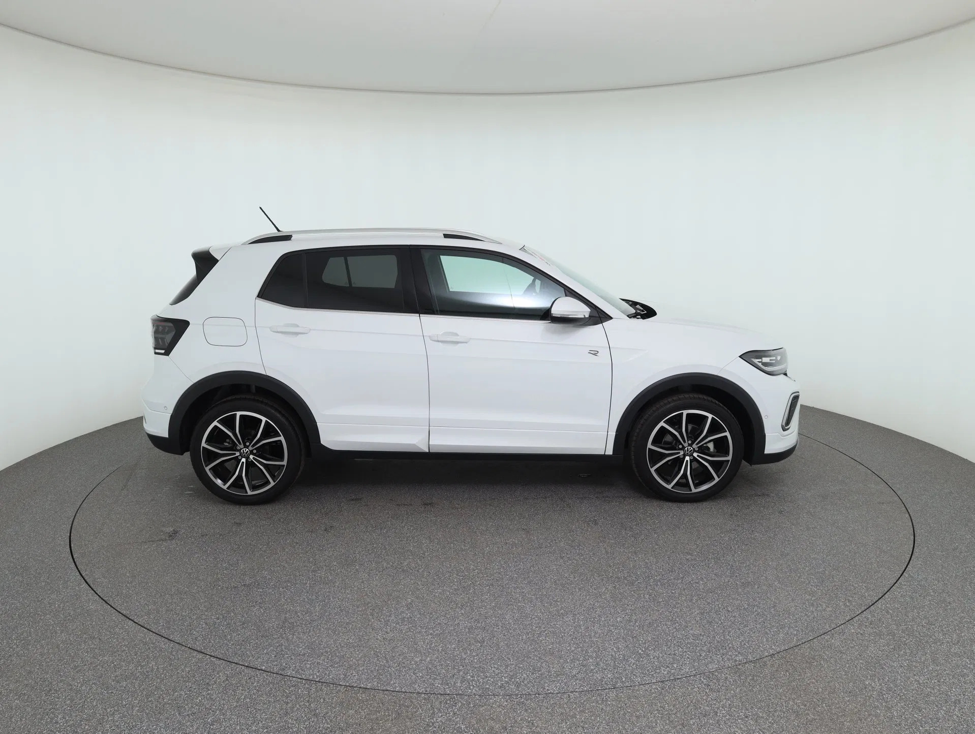 VW T-Cross 1.0 TSI 85 kW R-Line | Bild 5 von 30