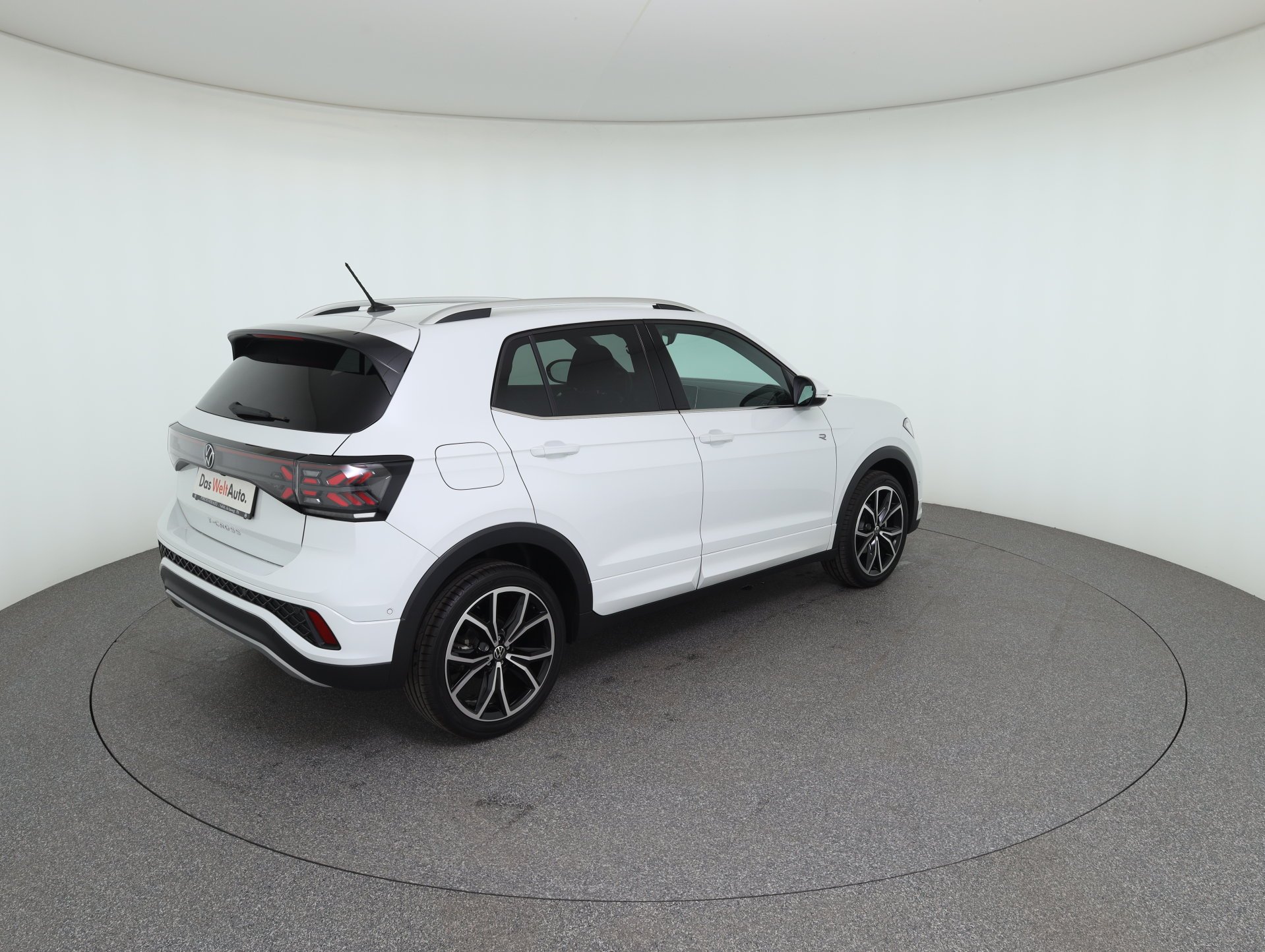 VW T-Cross 1.0 TSI 85 kW R-Line | Bild 6 von 30