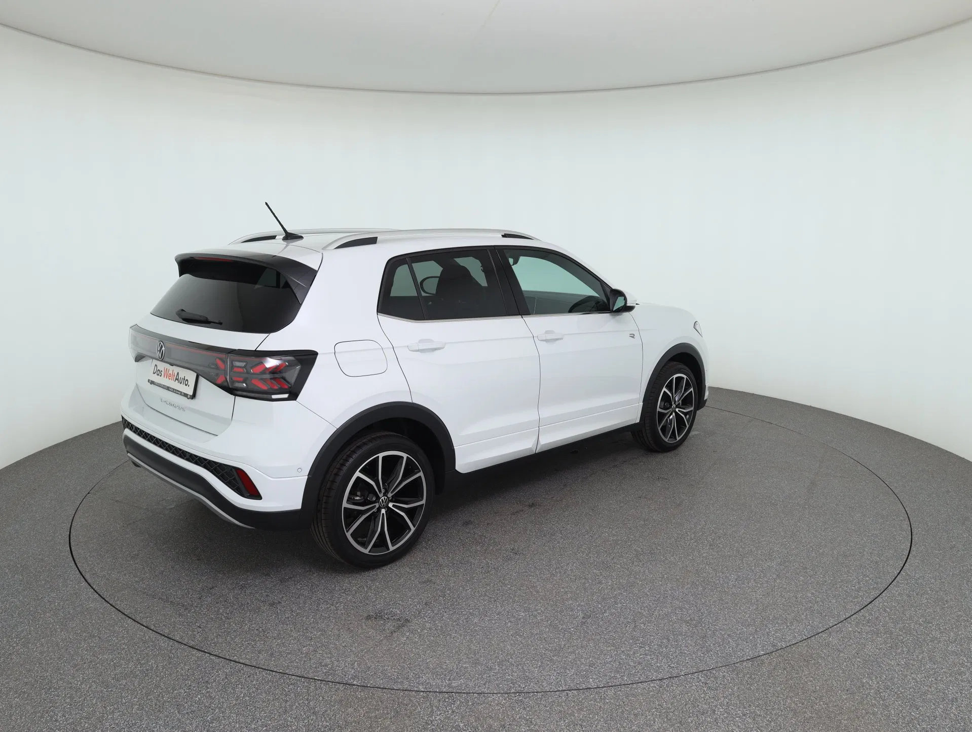 VW T-Cross 1.0 TSI 85 kW R-Line | Bild 6 von 30
