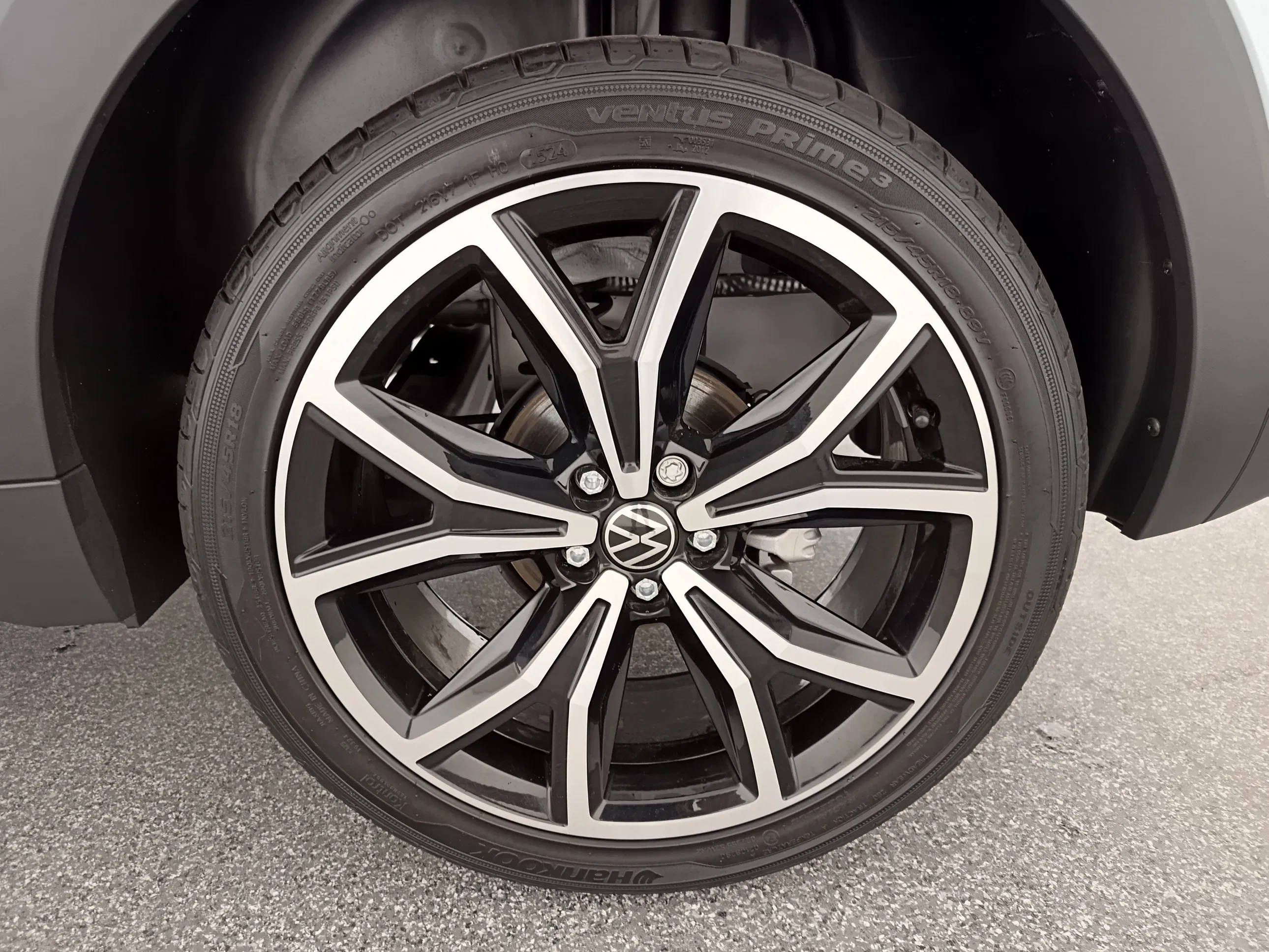 VW T-Cross 1.0 TSI 85 kW R-Line | Bild 10 von 30