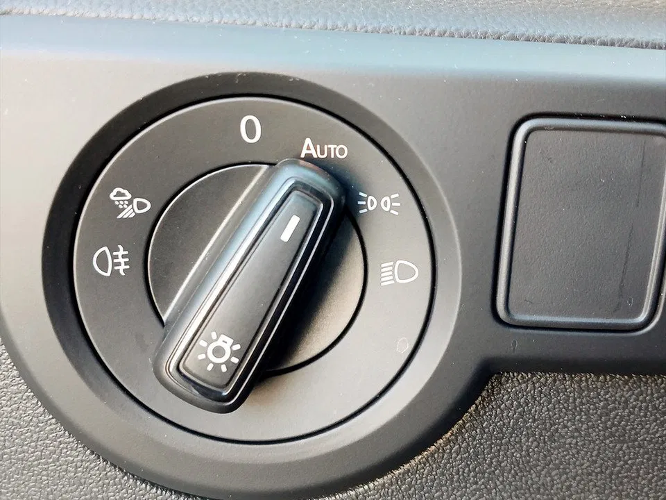VW T-Cross 1.0 TSI 85 kW R-Line | Bild 18 von 29
