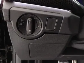 VW T-Cross 1.0 TSI 85 kW R-Line | Thumbnail 13 von 28
