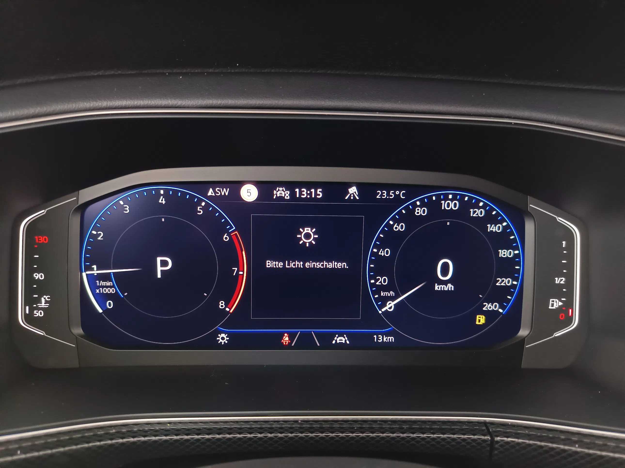 VW T-Cross 1.0 TSI 85 kW R-Line | Bild 16 von 28