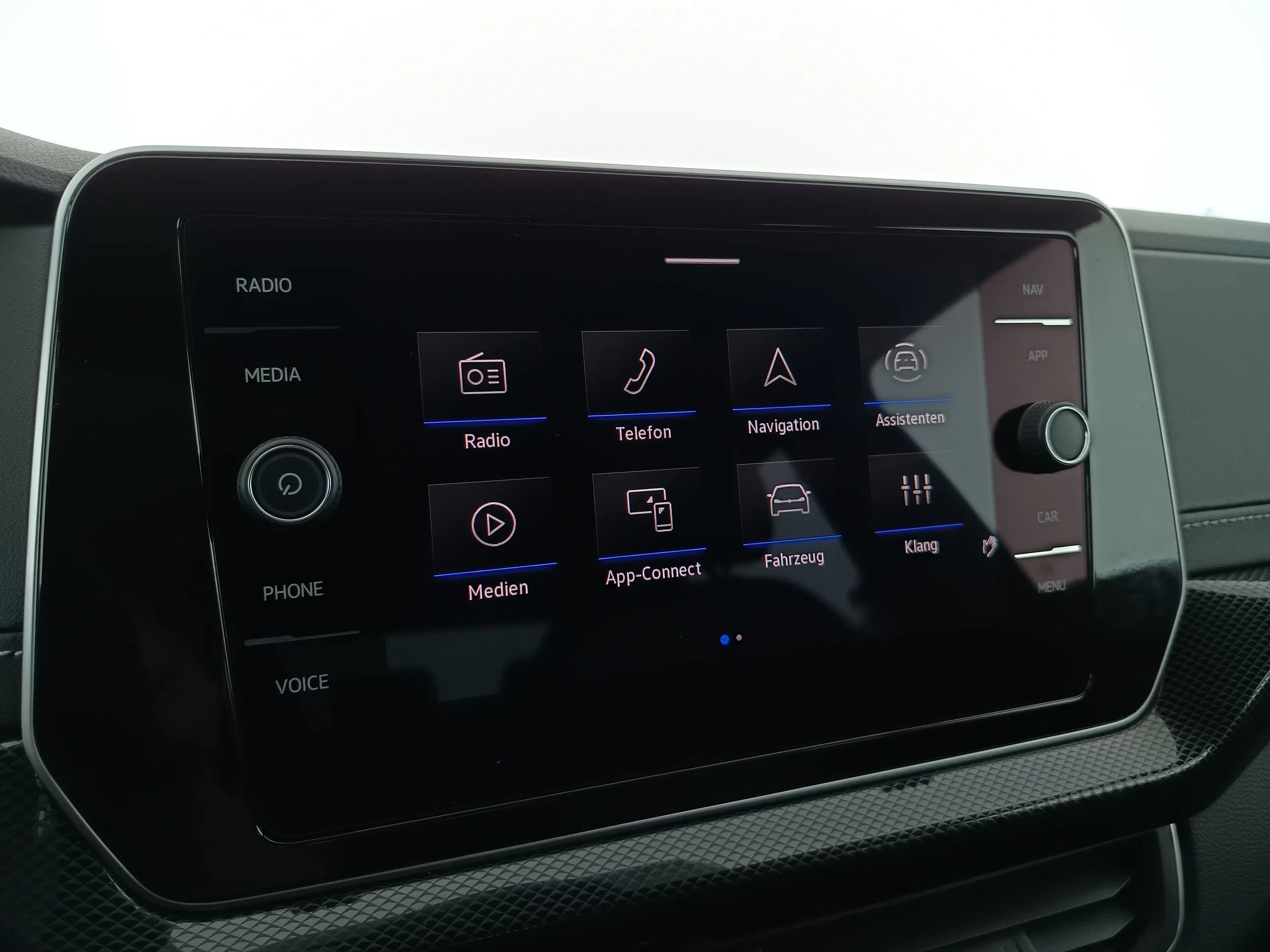 VW T-Cross 1.0 TSI 85 kW R-Line | Bild 21 von 28