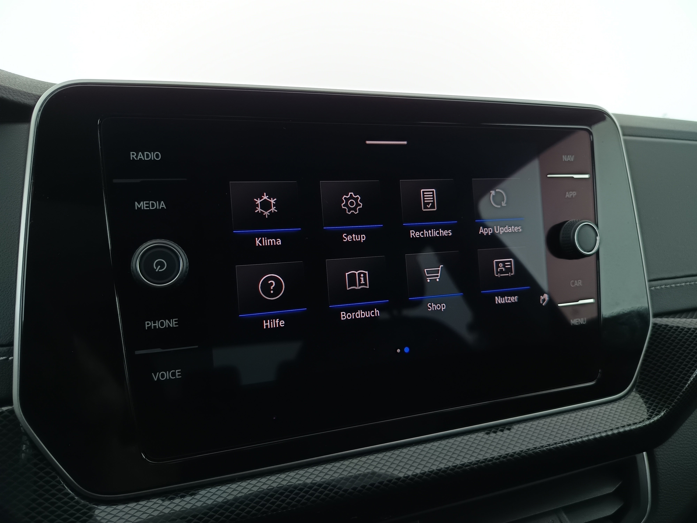 VW T-Cross 1.0 TSI 85 kW R-Line | Bild 22 von 28