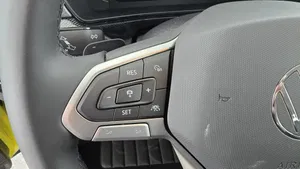 VW T-Cross 1.0 TSI 70 kW Life | Thumbnail 5 von 23