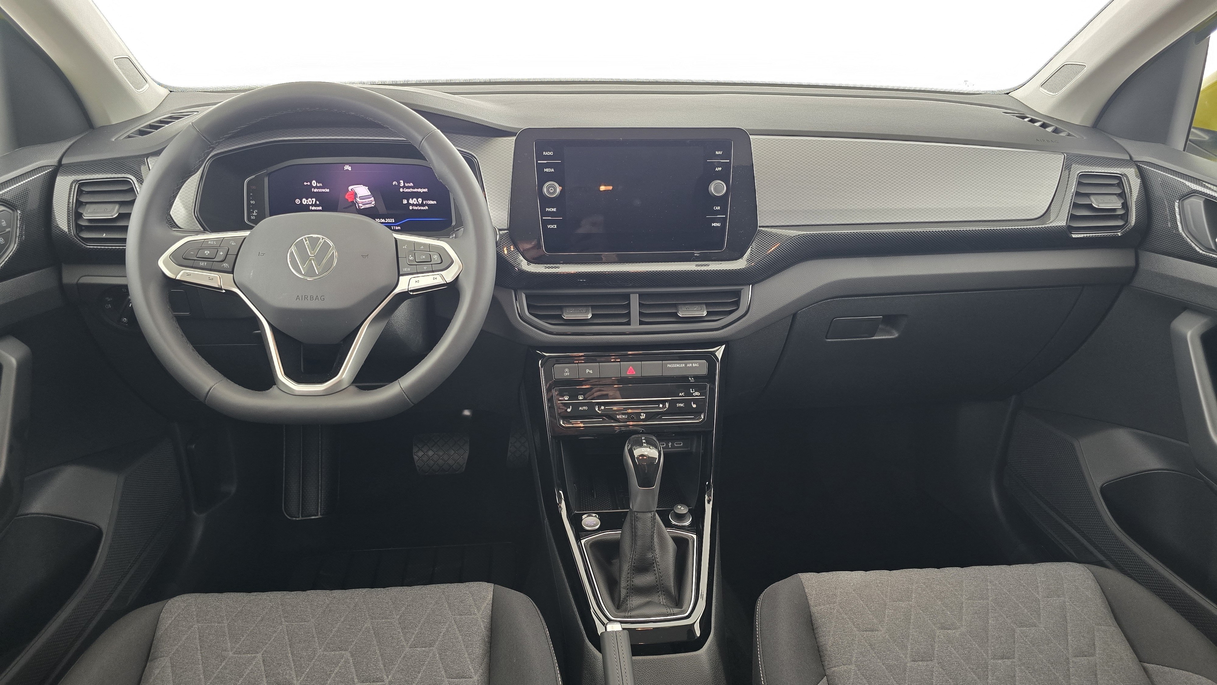 VW T-Cross 1.0 TSI 70 kW Life | Bild 9 von 23