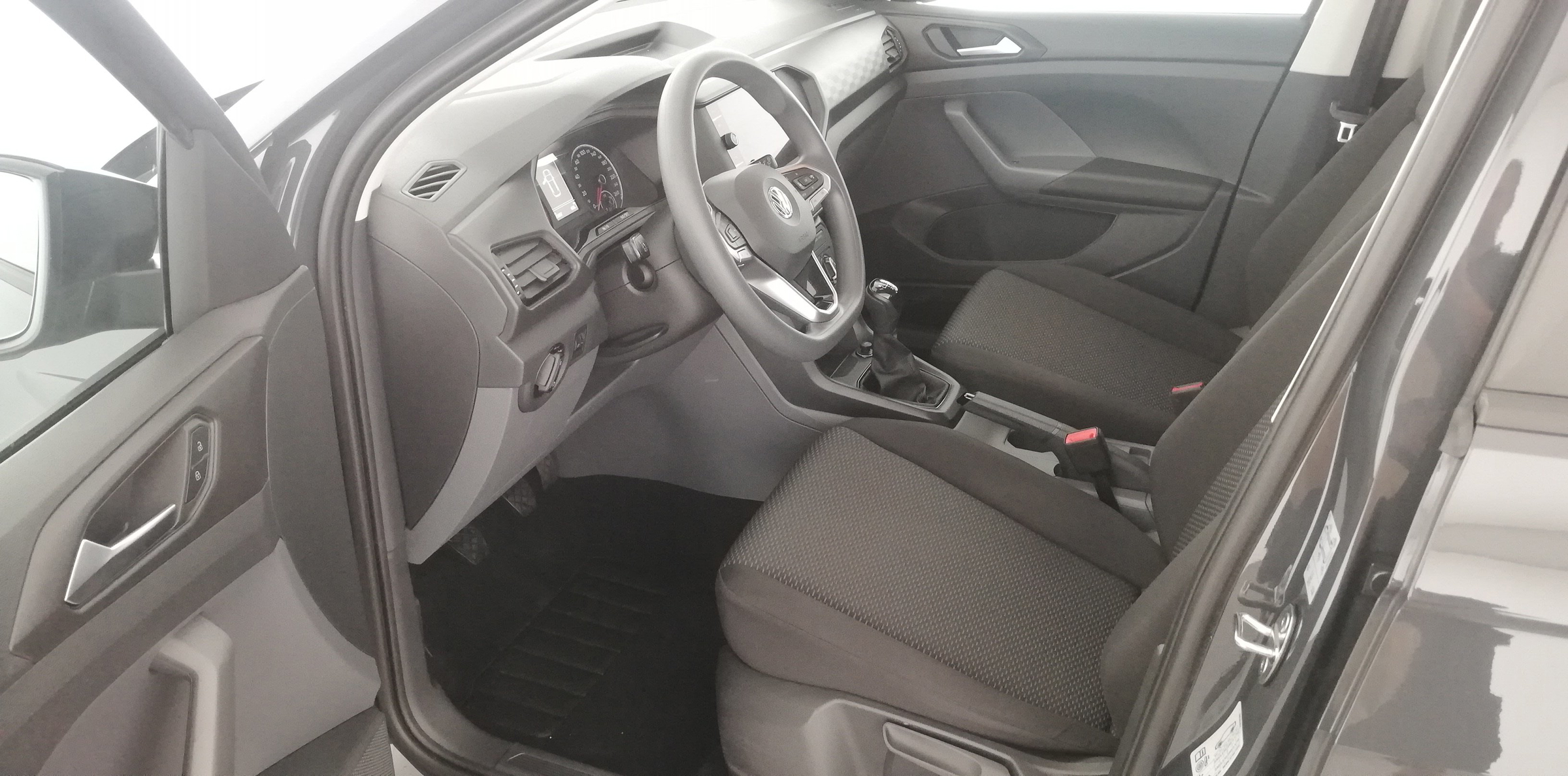 VW T-Cross 1.0 TSI | Bild 10 von 14