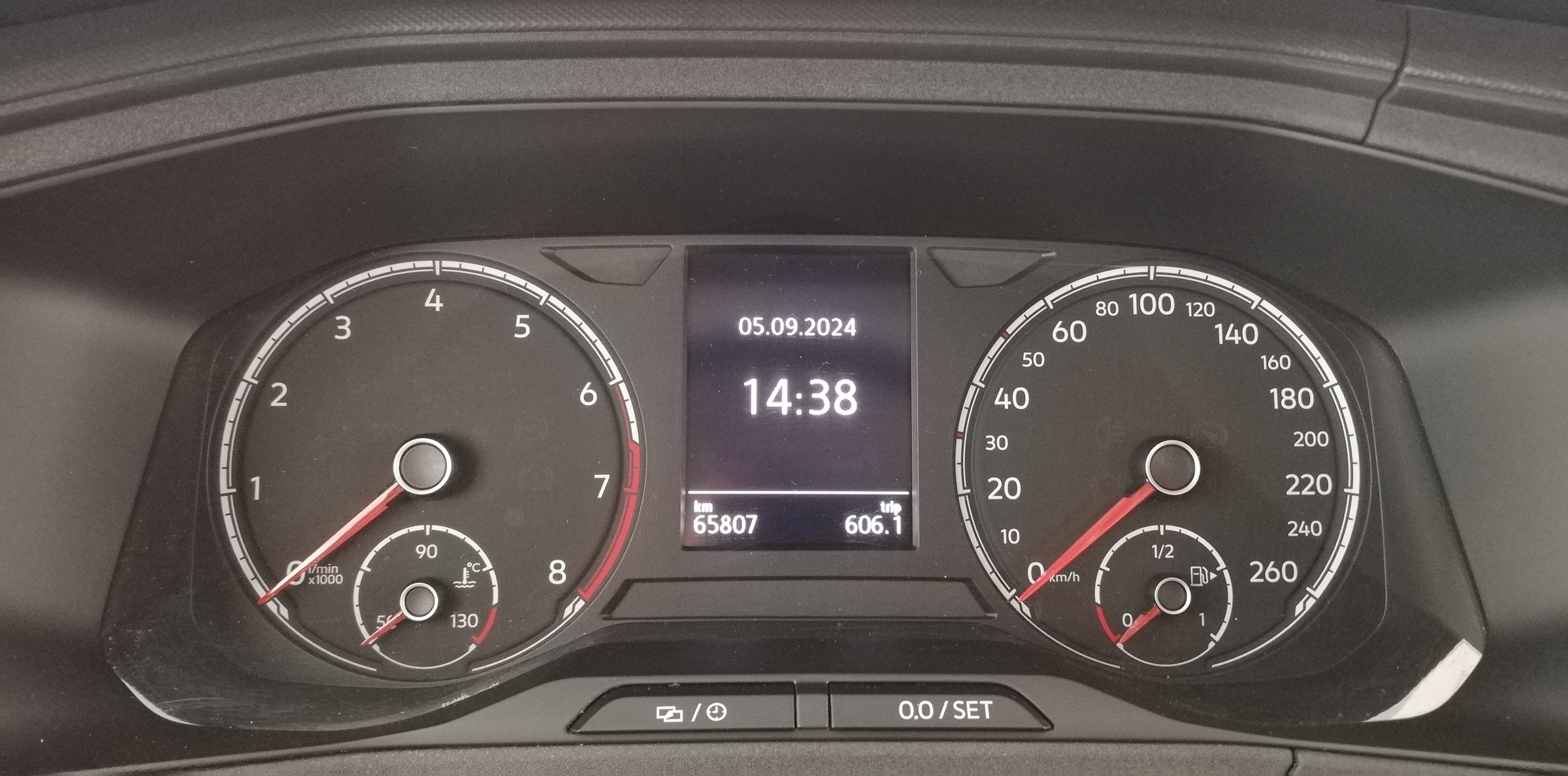 VW T-Cross 1.0 TSI | Bild 11 von 14
