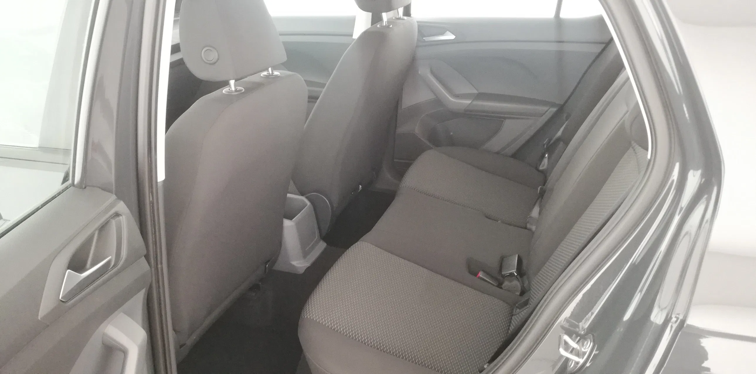 VW T-Cross 1.0 TSI | Bild 12 von 14