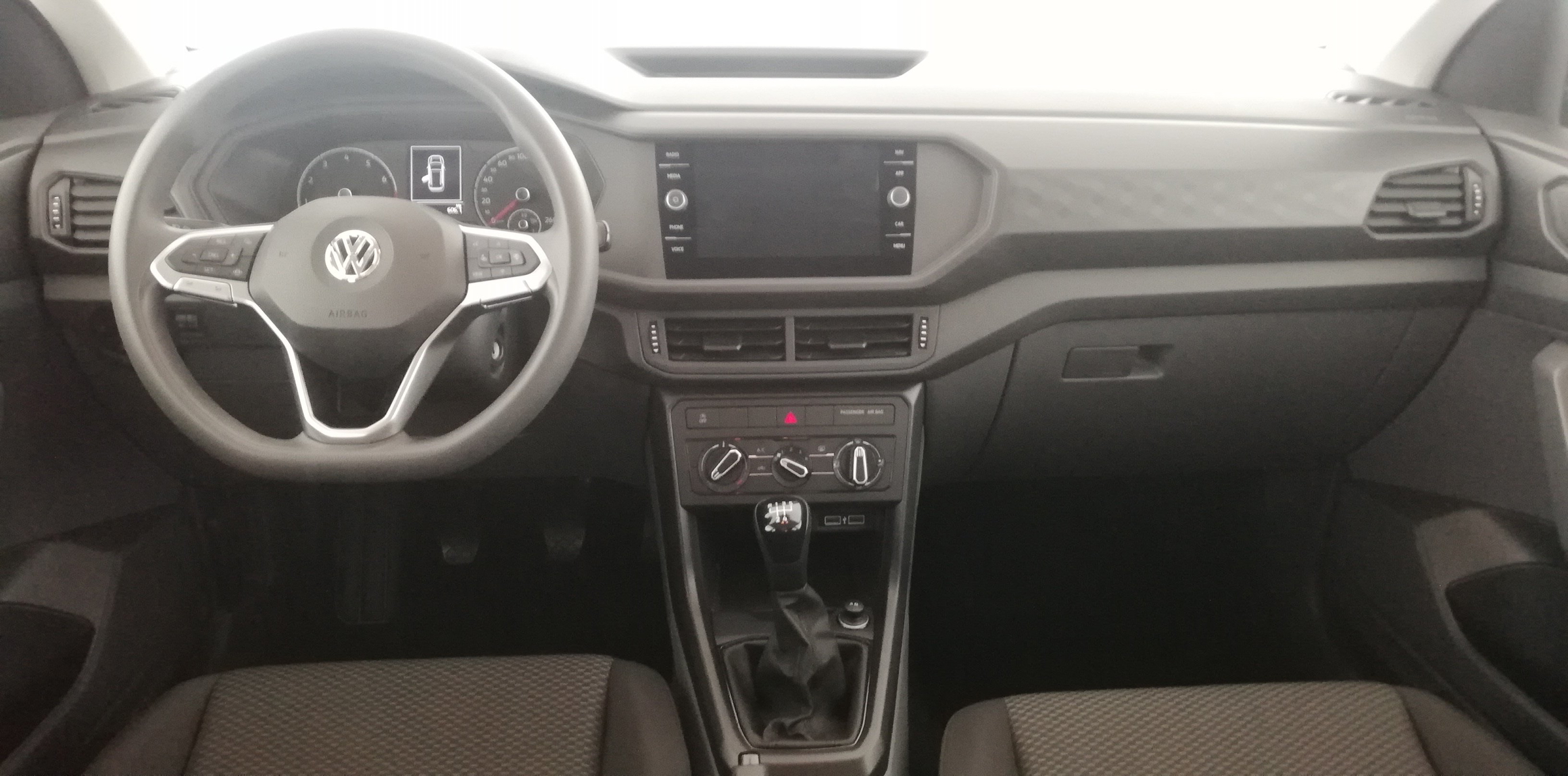 VW T-Cross 1.0 TSI | Bild 9 von 14