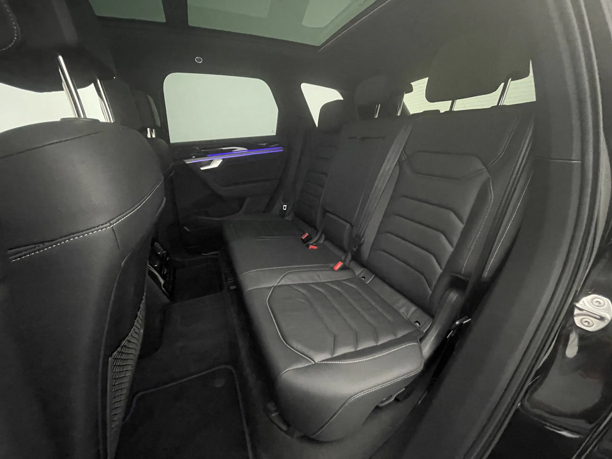 VW Touareg 3.0 V6 TSI 4Motion R | Bild 10 von 23