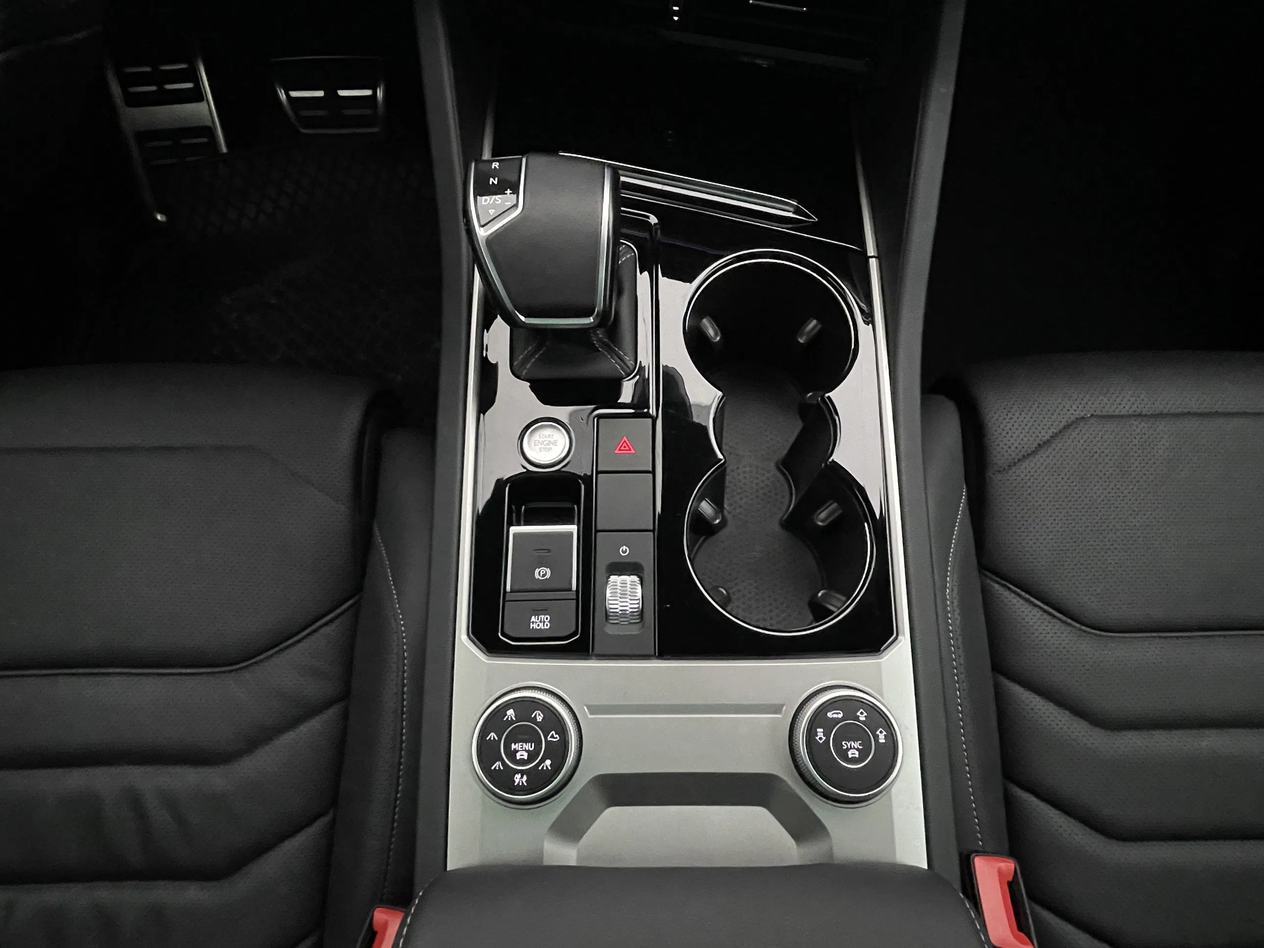 VW Touareg 3.0 V6 TSI 4Motion R | Bild 11 von 23