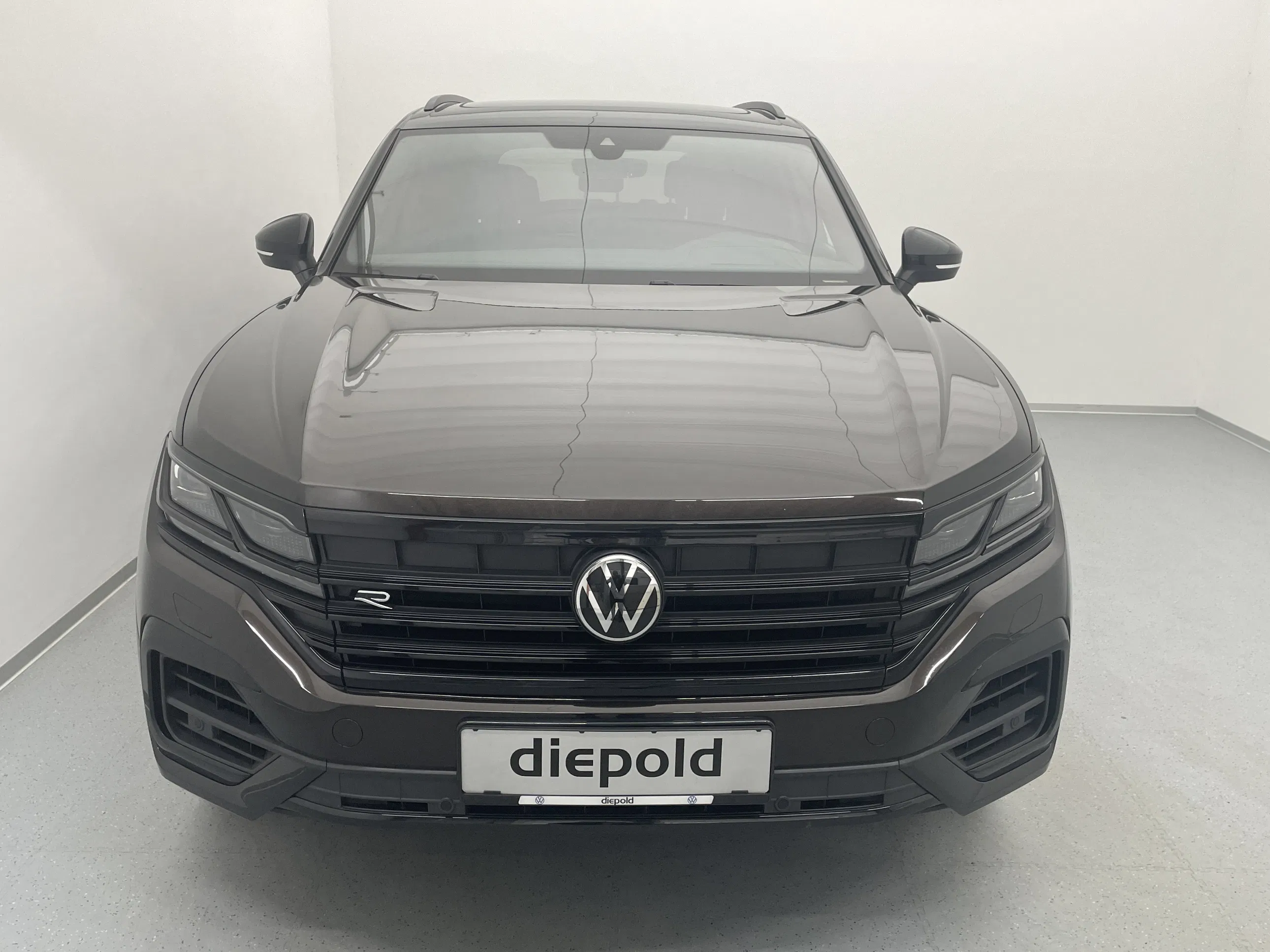 VW Touareg 3.0 V6 TSI 4Motion R | Bild 2 von 23
