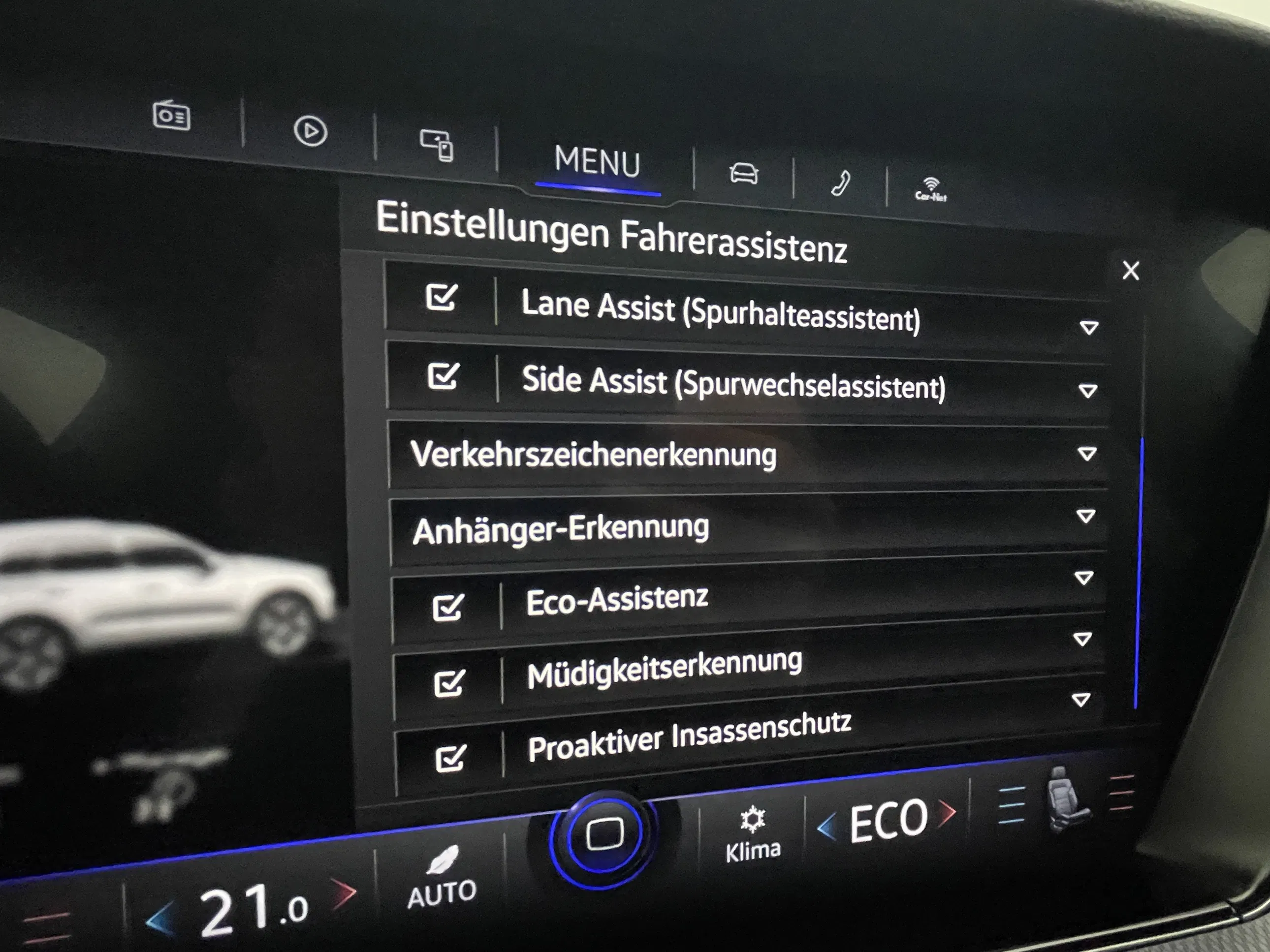 VW Touareg 3.0 V6 TSI 4Motion R | Bild 19 von 23