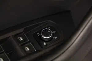 VW Touareg 3.0 V6 TSI 4Motion Elegance | Thumbnail 12 von 30