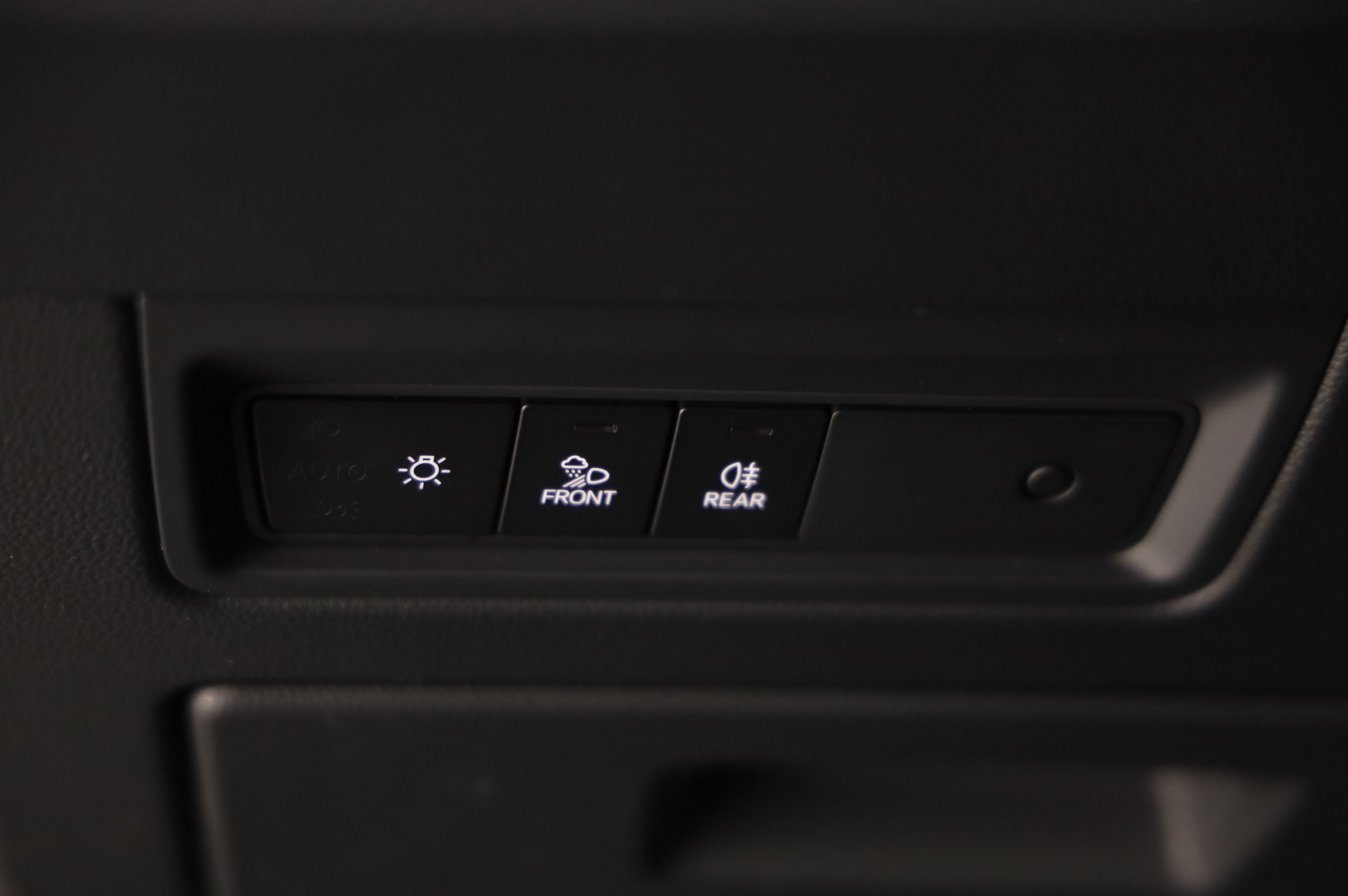 VW Touareg 3.0 V6 TSI 4Motion Elegance | Bild 12 von 27