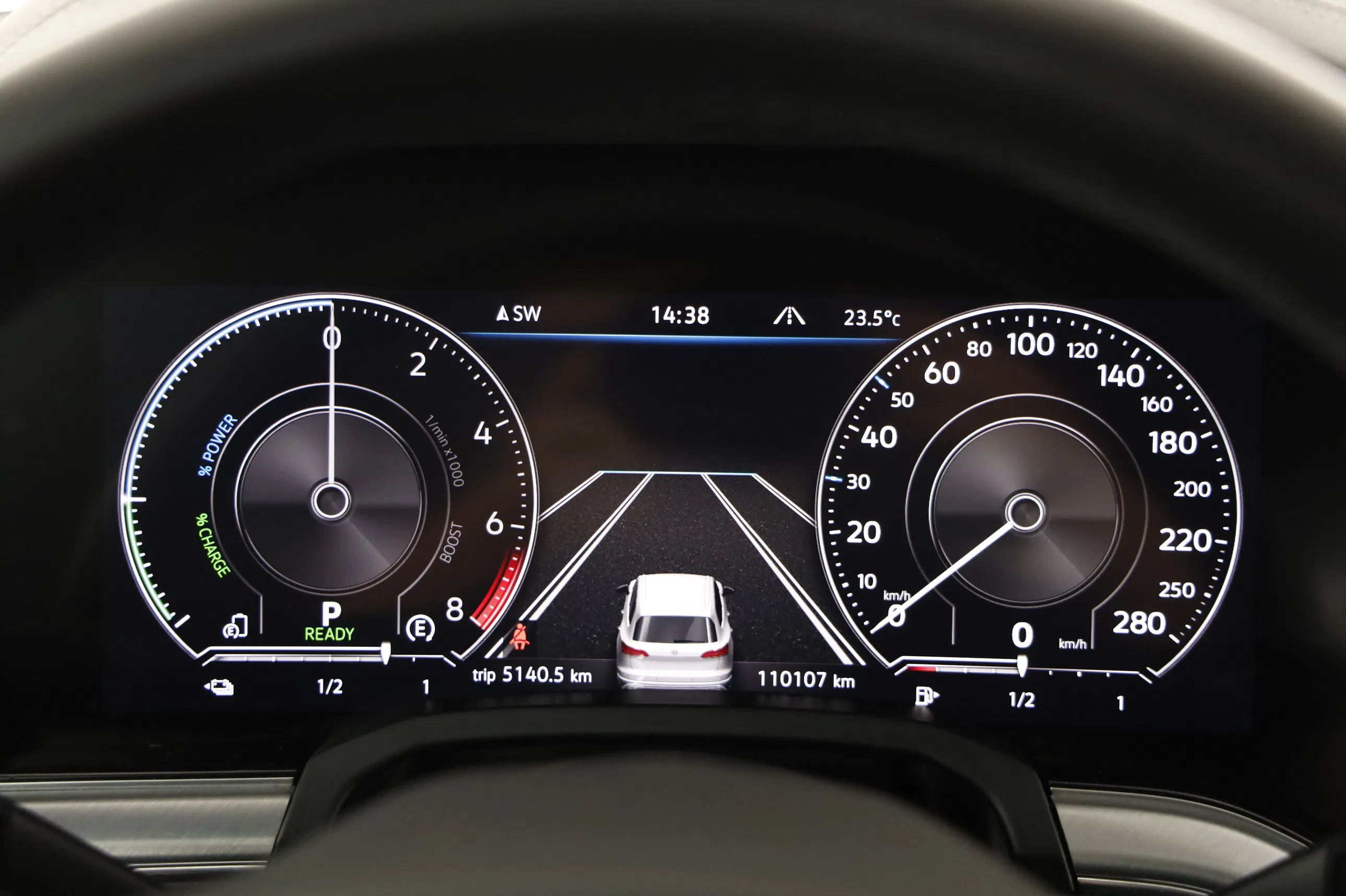 VW Touareg 3.0 V6 TSI 4Motion Elegance | Bild 16 von 30