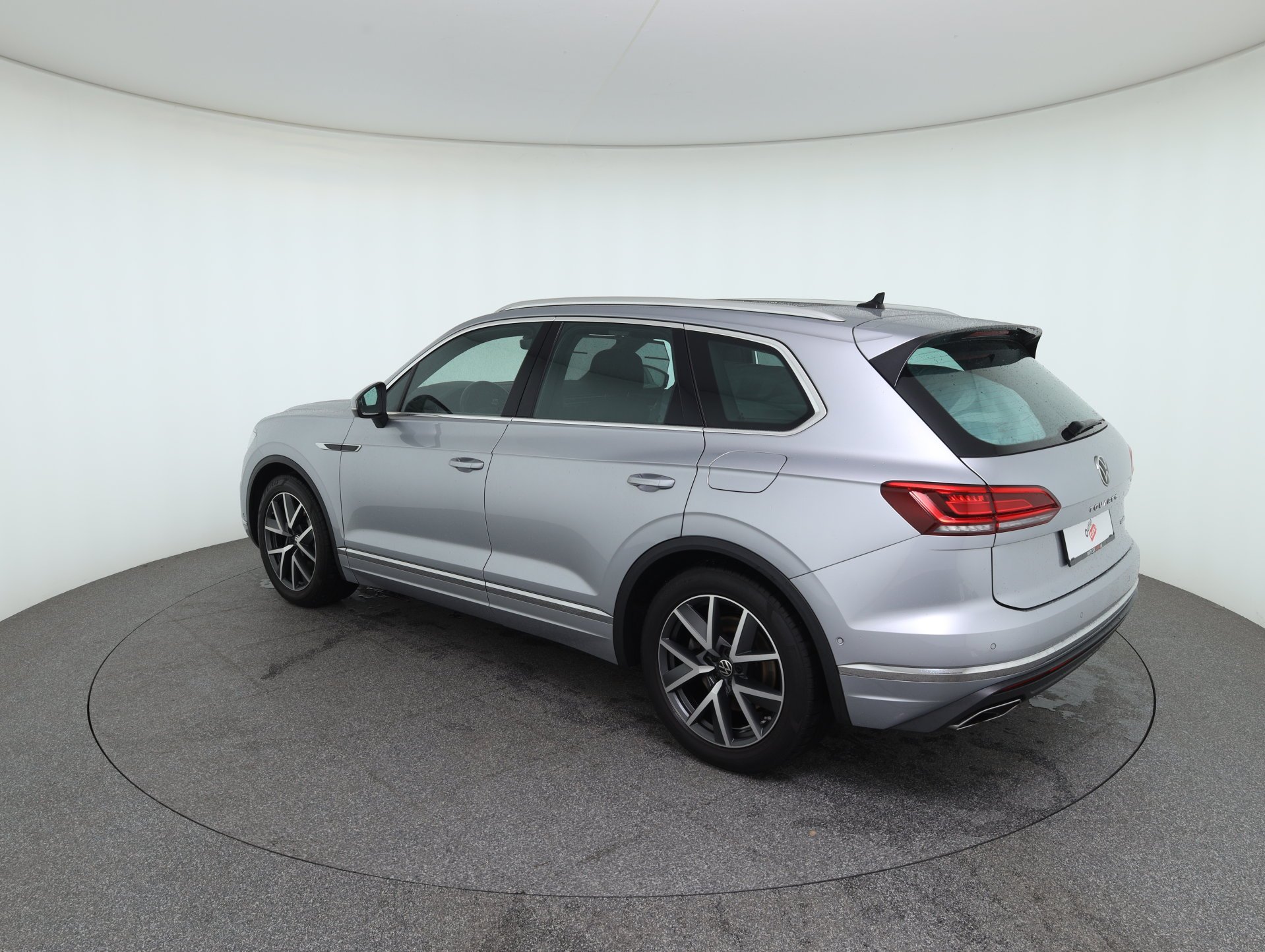 VW Touareg 3.0 V6 TSI 4Motion Elegance | Bild 7 von 27